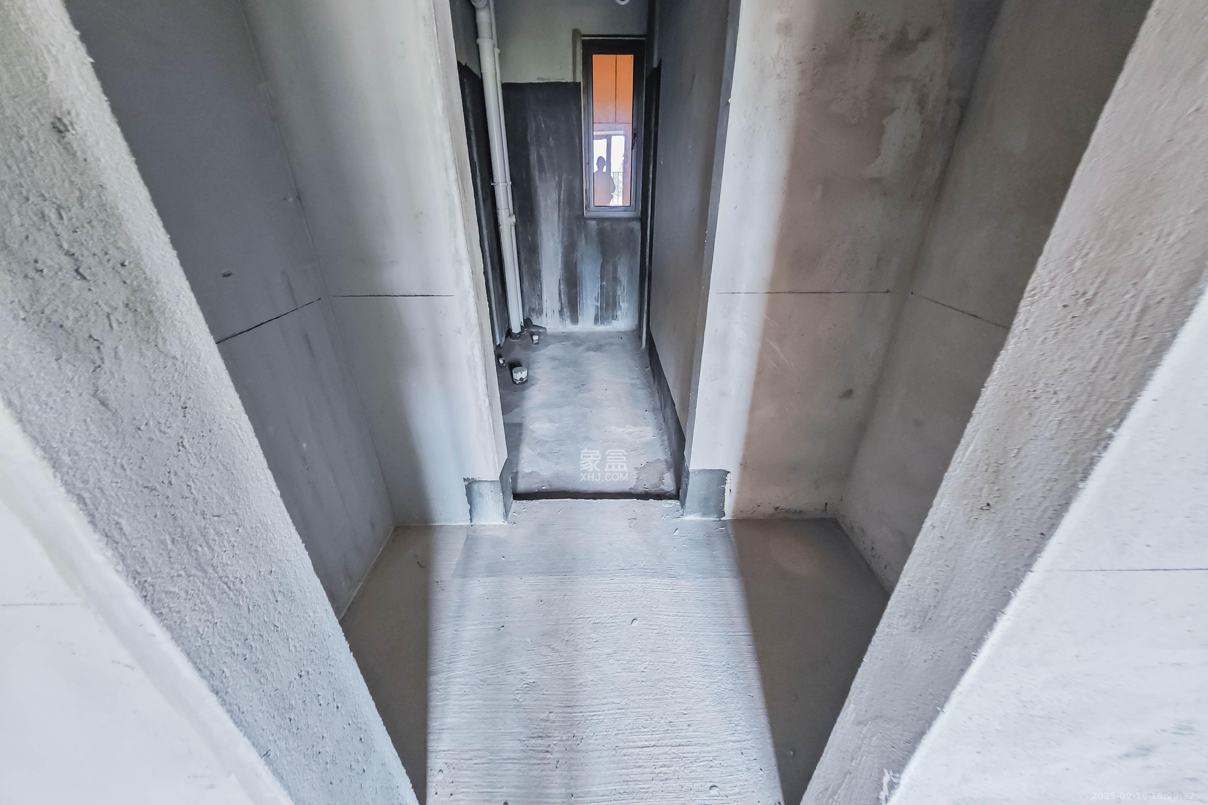 中天星耀城 3室2厅1卫 106.0万 中天星耀城 3室2厅1卫 106.0万其他