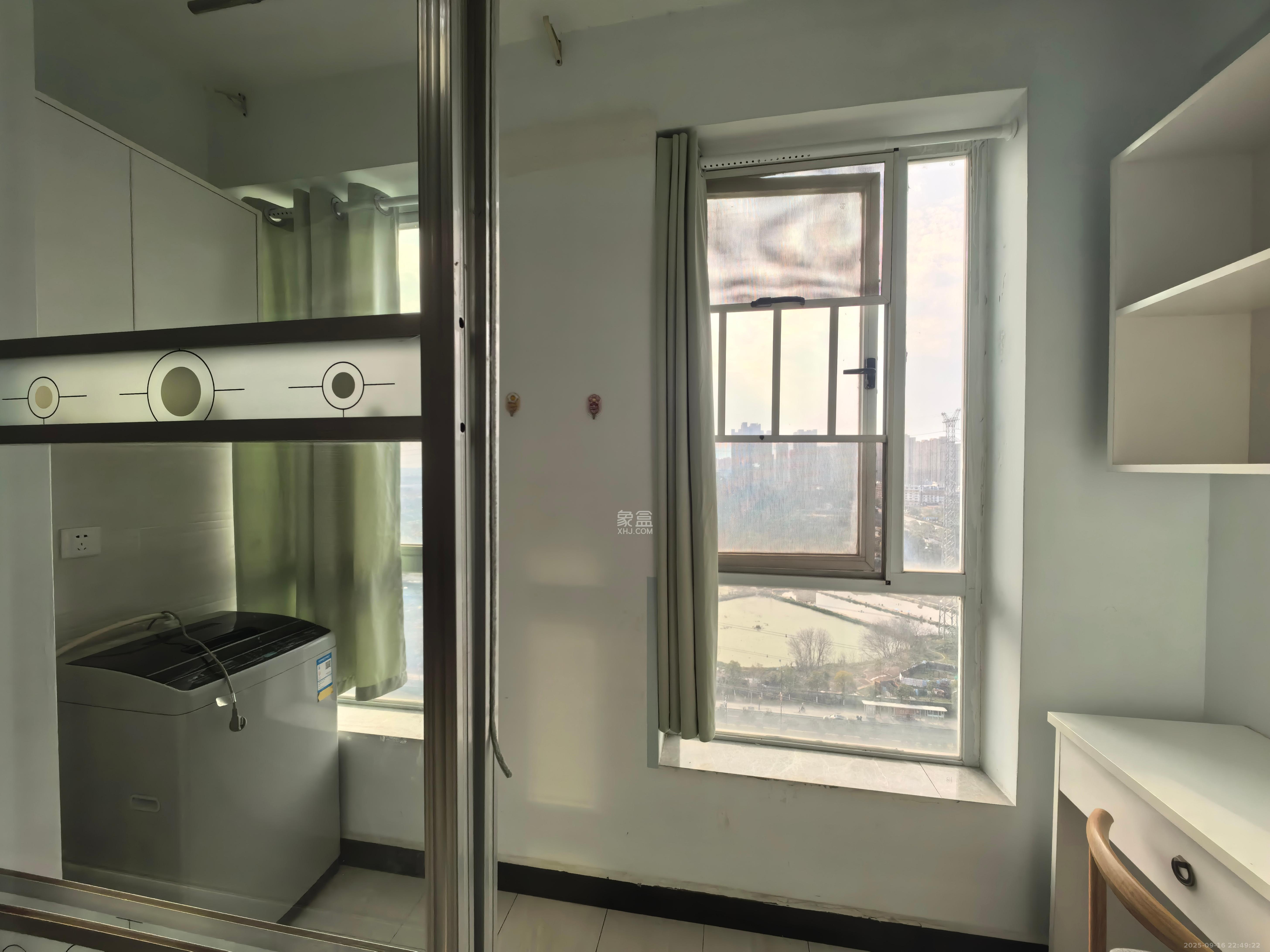 MOMA当代广场 1室1厅1卫 1000.0元/月 MOMA当代广场 1室1厅1卫 1000.0元/月室内图