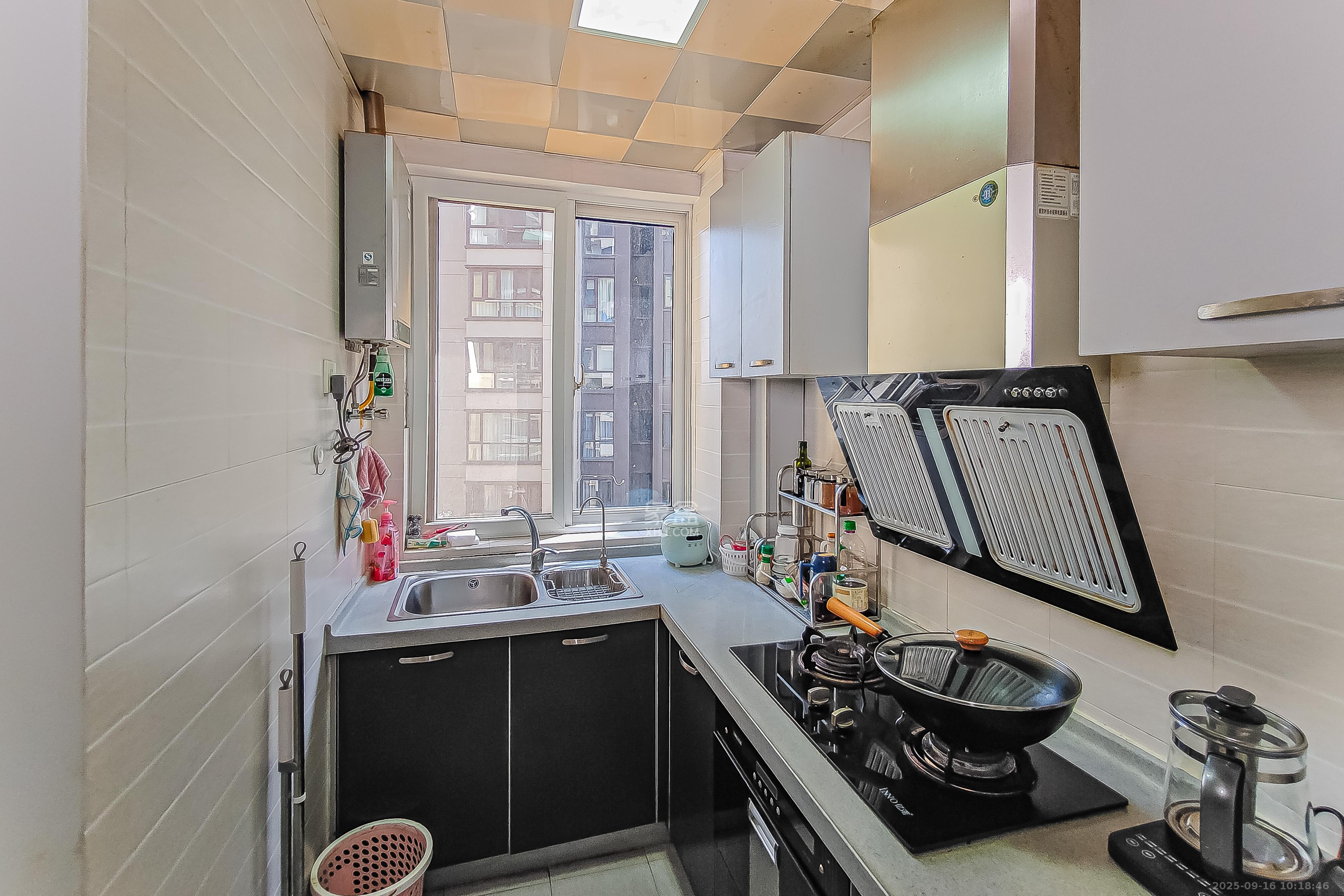 三重星都心 2室2厅1卫 110.0万 三重星都心 2室2厅1卫 110.0万厨房