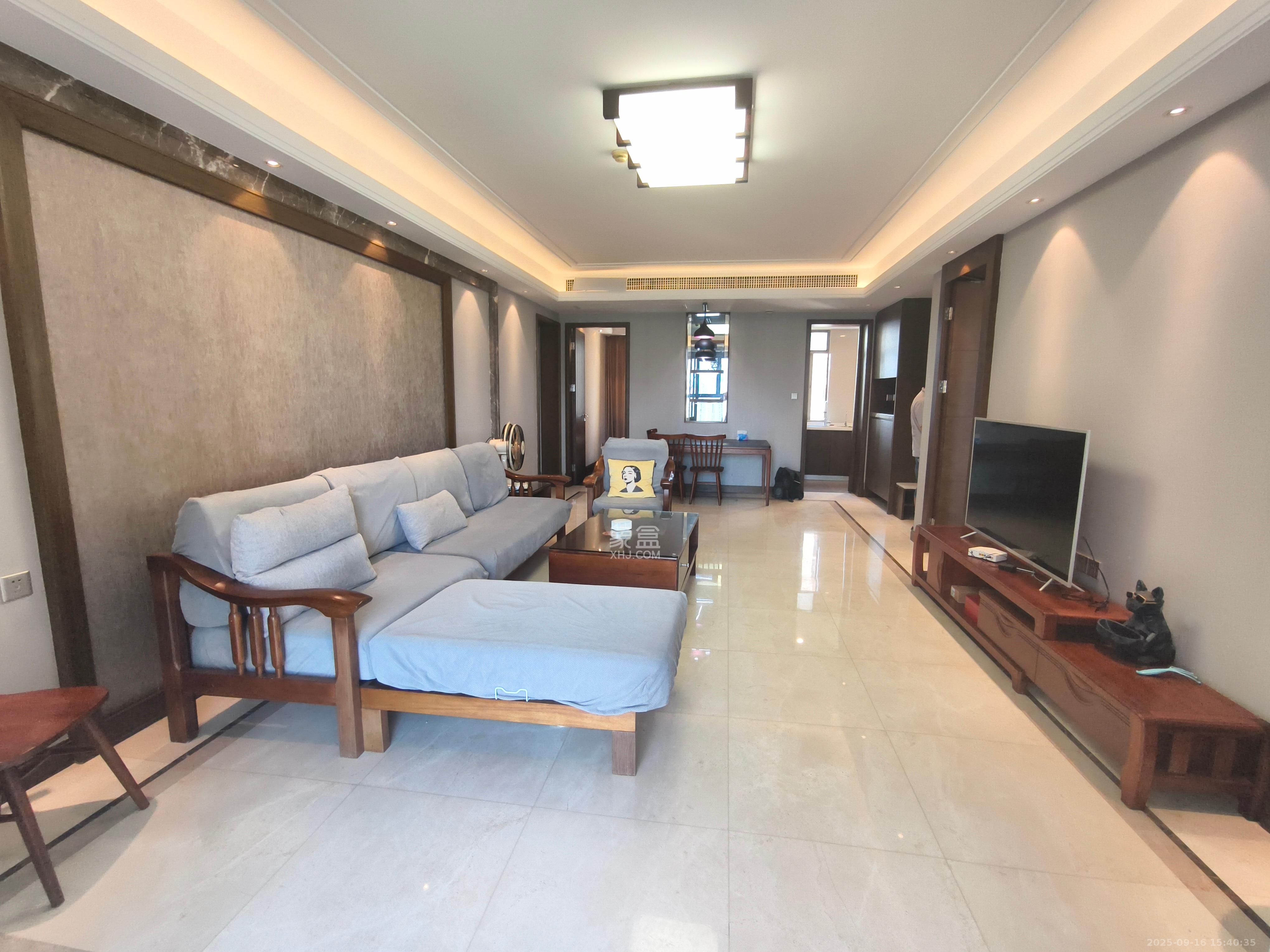 梅溪湖金茂府(金茂广场)(金茂览秀城) 4室2厅2卫 6000.0元/月 梅溪湖金茂府(金茂广场)(金茂览秀城) 4室2厅2卫 6000.0元/月室内图