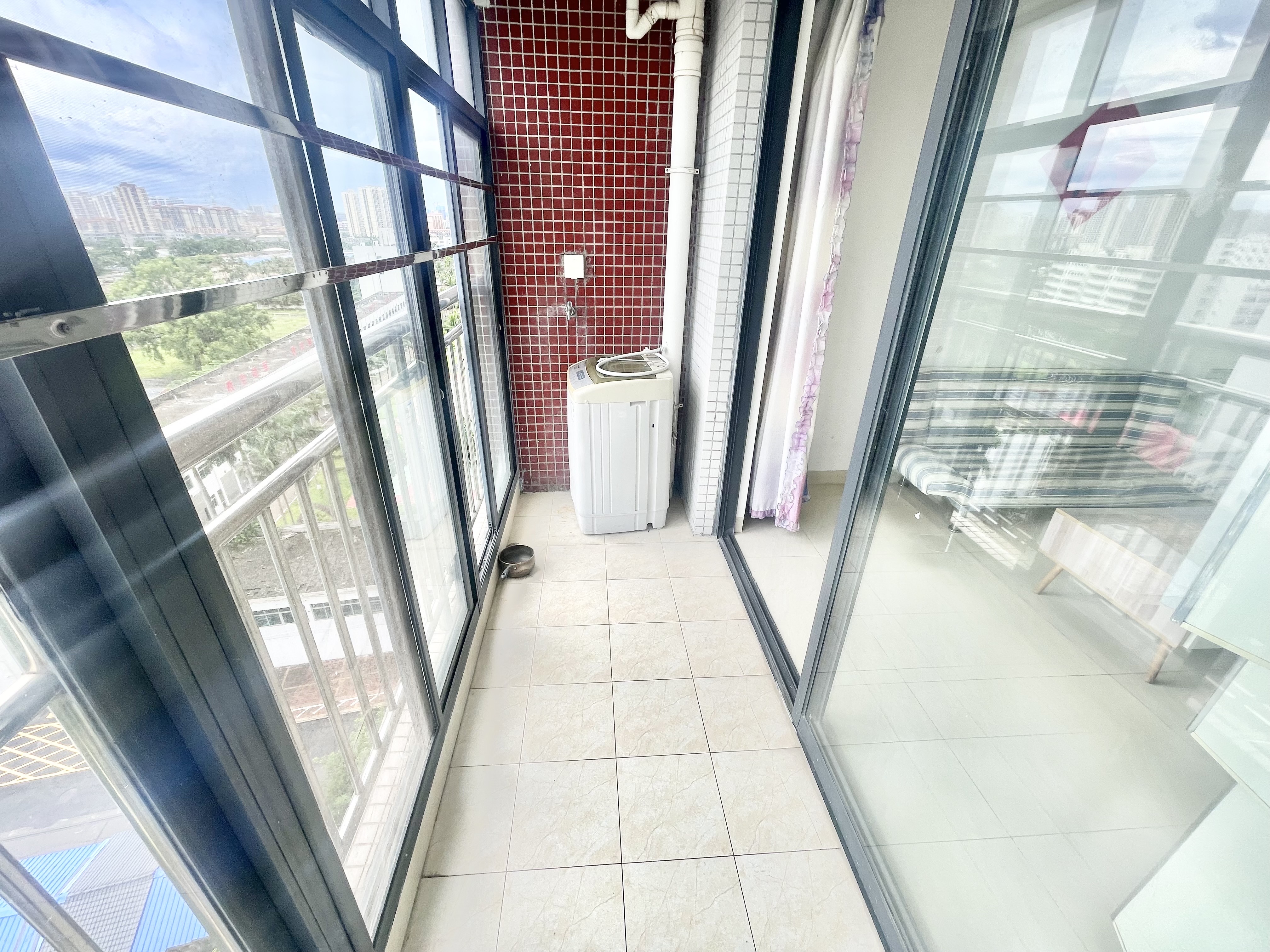 军供家园  2室2厅1卫    2200.0元/月 军供家园  2室2厅1卫    2200.0元/月室内图