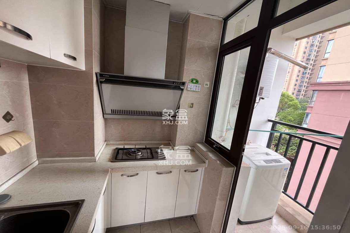 中建信和城  1室1厅1卫    1800.0元/月 中建信和城  1室1厅1卫    1800.0元/月室内图