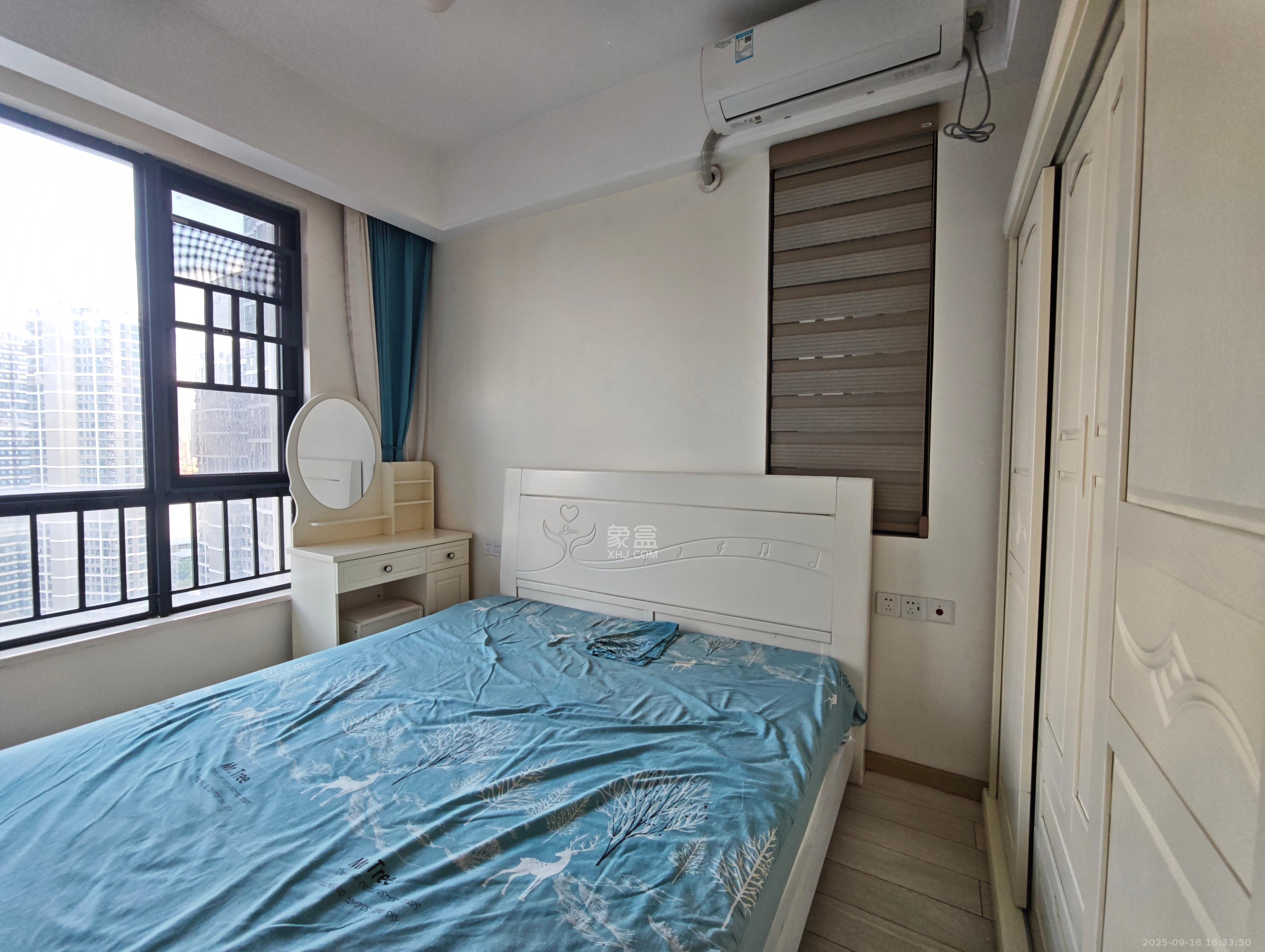 启迪协信中心 2室2厅1卫 3000.0元/月 启迪协信中心 2室2厅1卫 3000.0元/月室内图