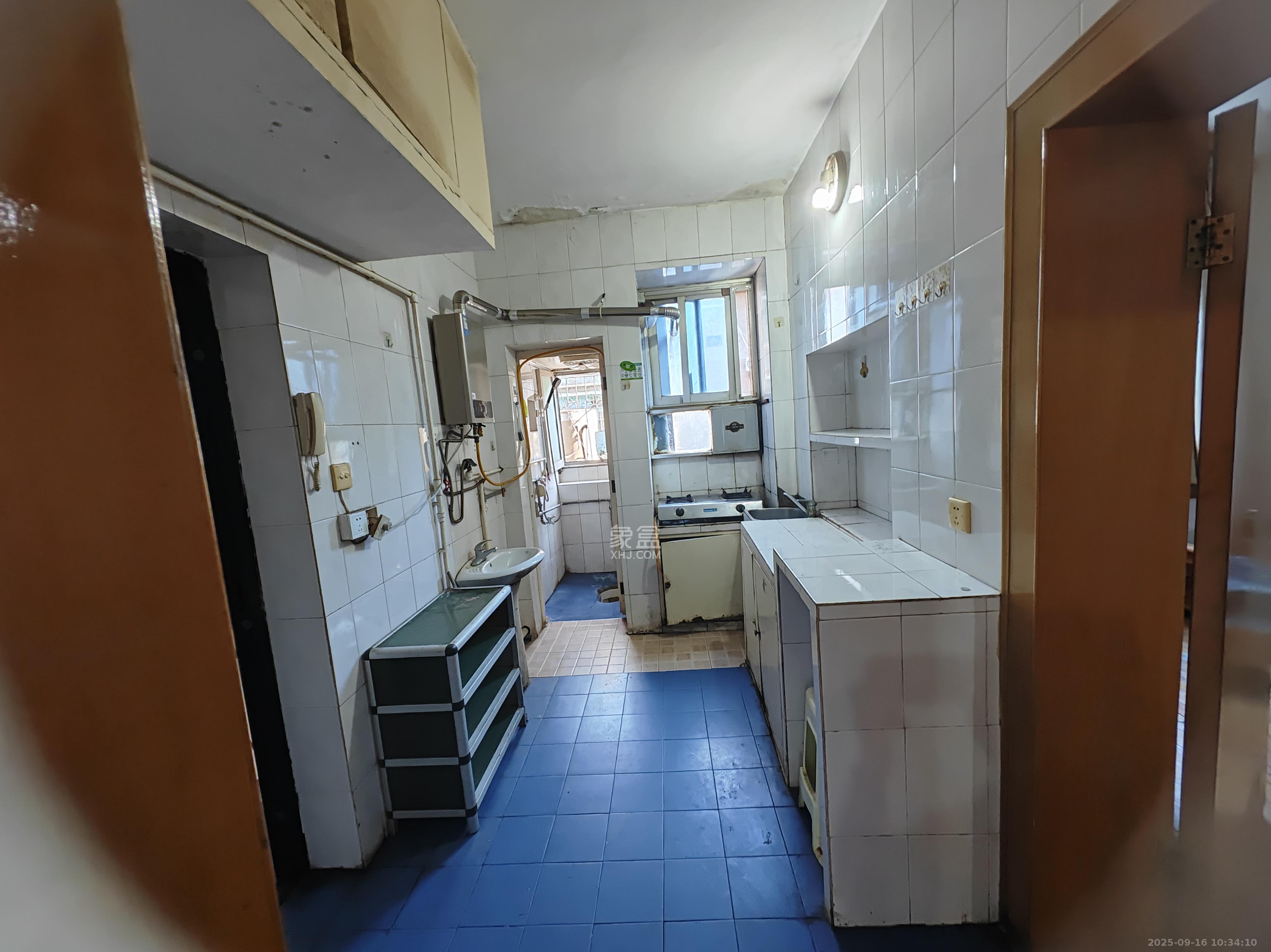 湖南省木偶皮影剧团 2室2厅1卫 1200.0元/月 湖南省木偶皮影剧团 2室2厅1卫 1200.0元/月室内图