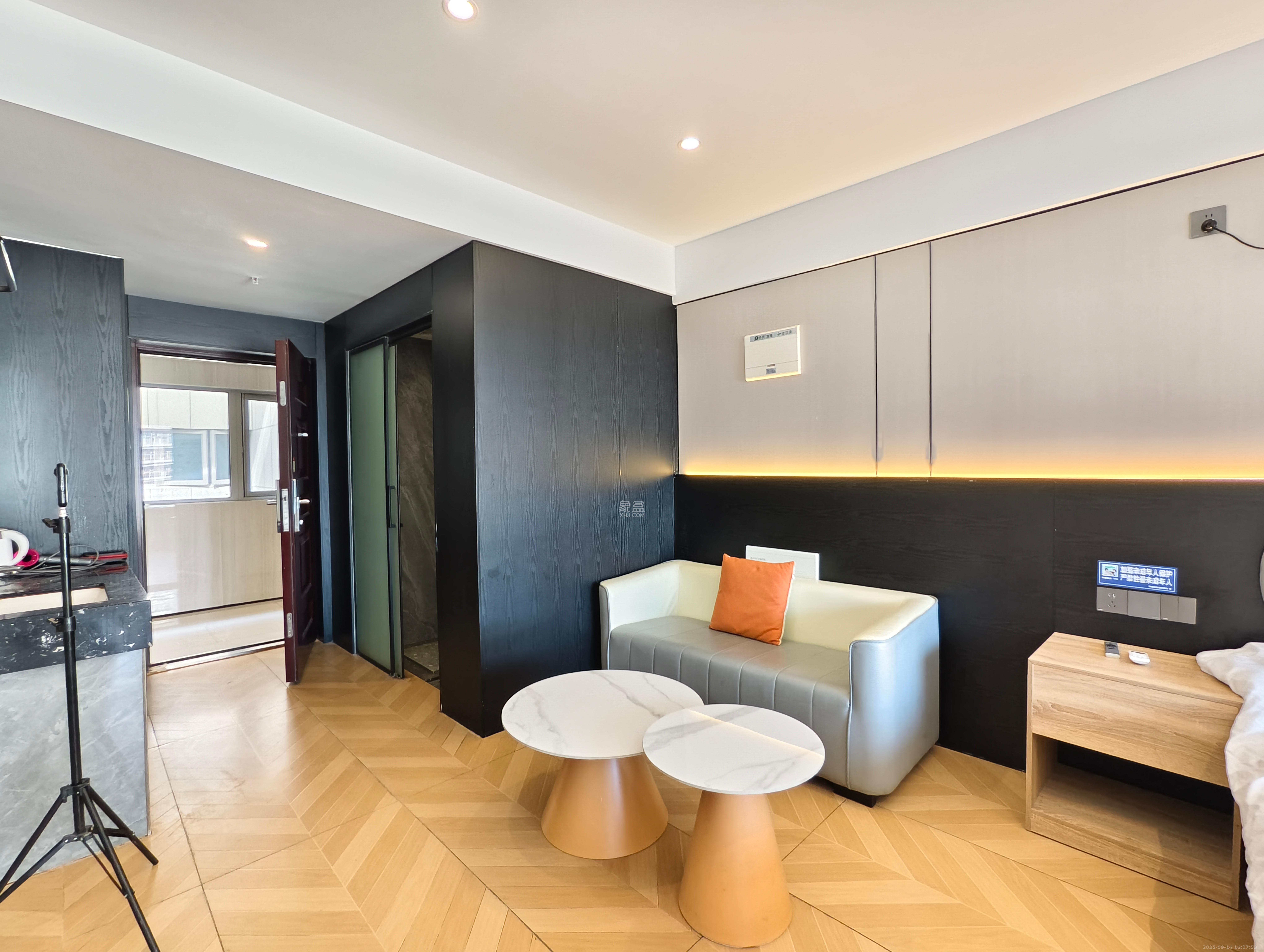 保利天禧EF区 1室1厅1卫 2000.0元/月 保利天禧EF区 1室1厅1卫 2000.0元/月室内图