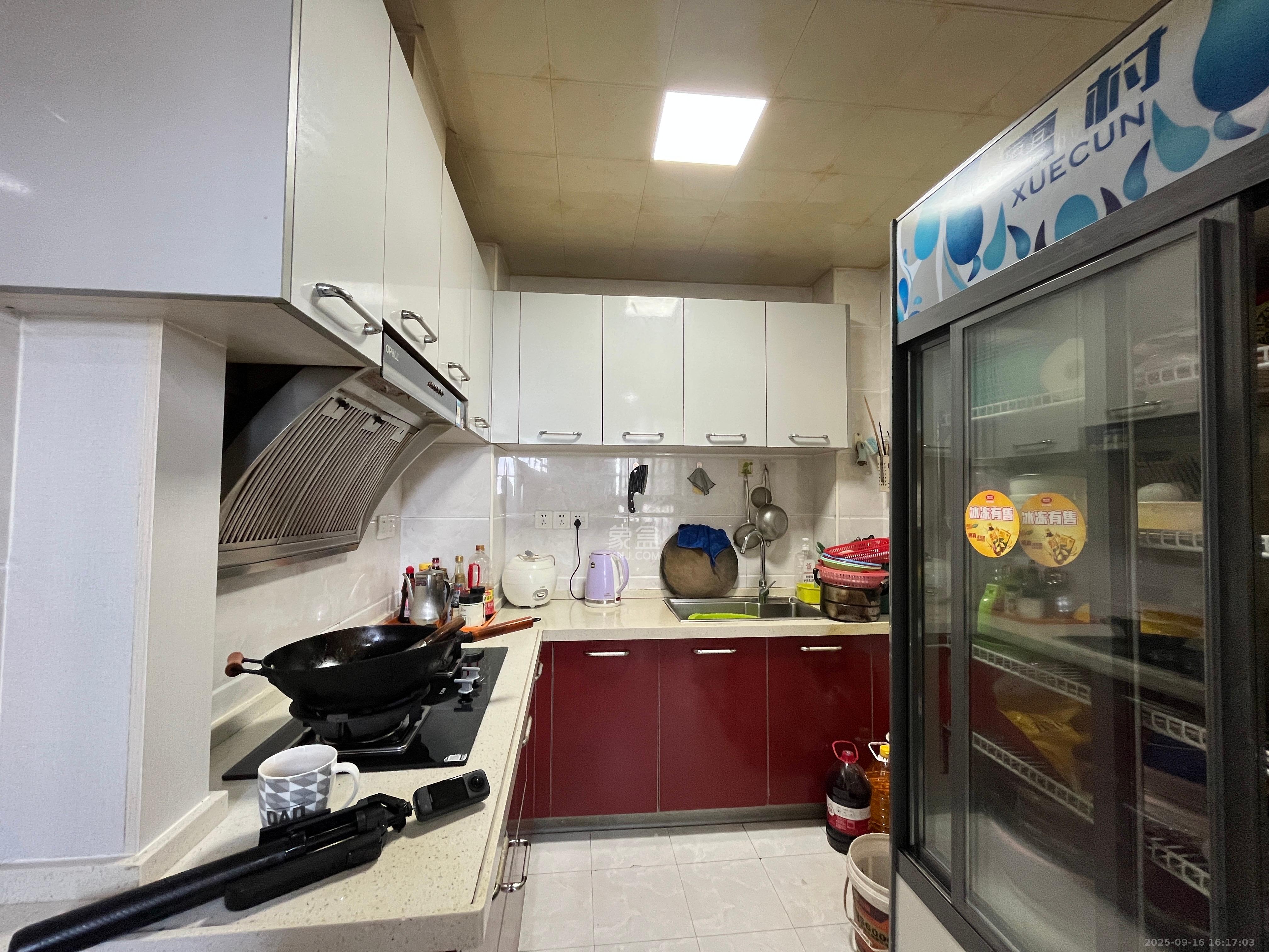 九峰远见 2室1厅1卫 2400.0元/月 九峰远见 2室1厅1卫 2400.0元/月室内图