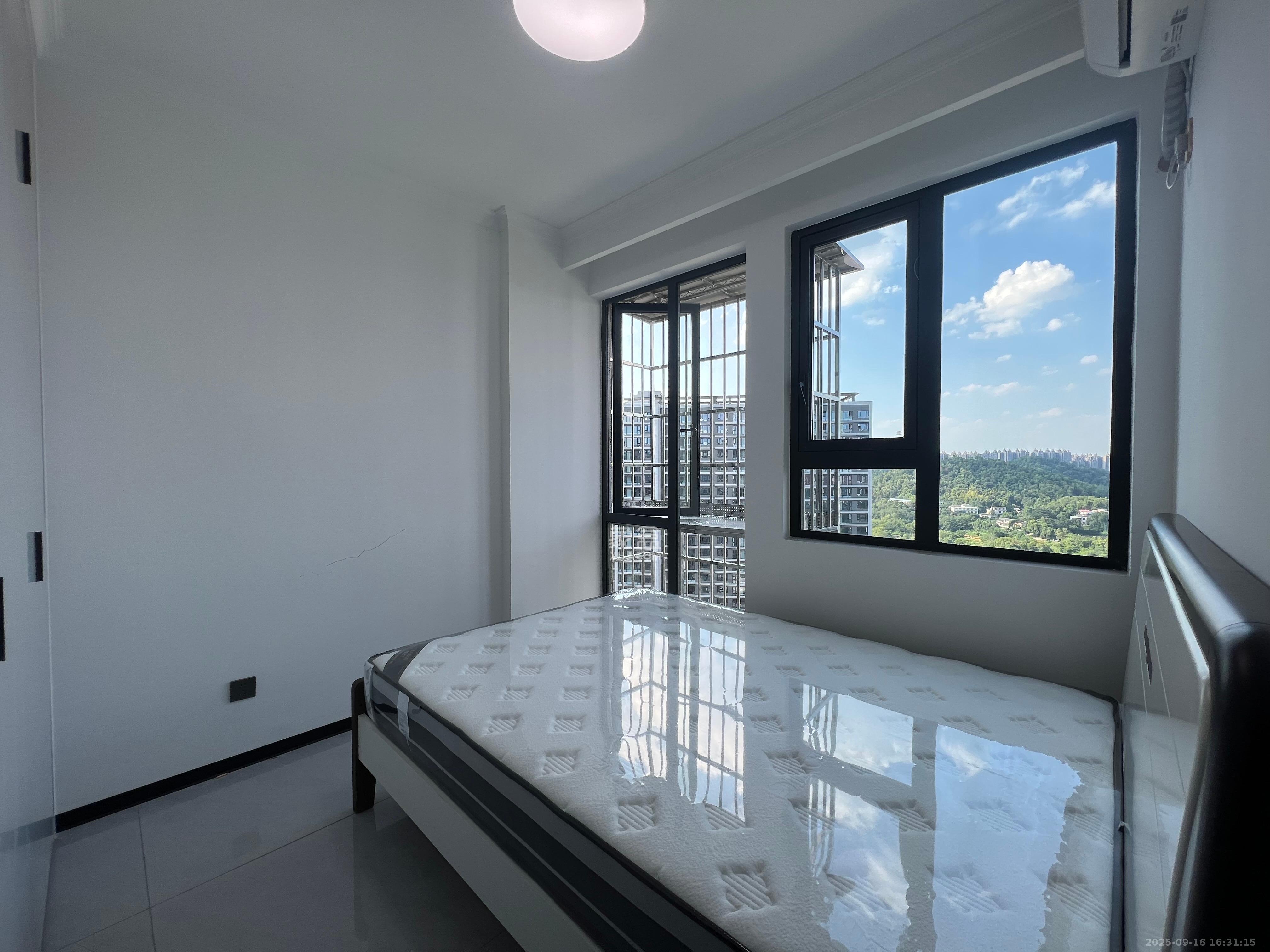 谷山景苑 2室2厅1卫 1400.0元/月 谷山景苑 2室2厅1卫 1400.0元/月室内图