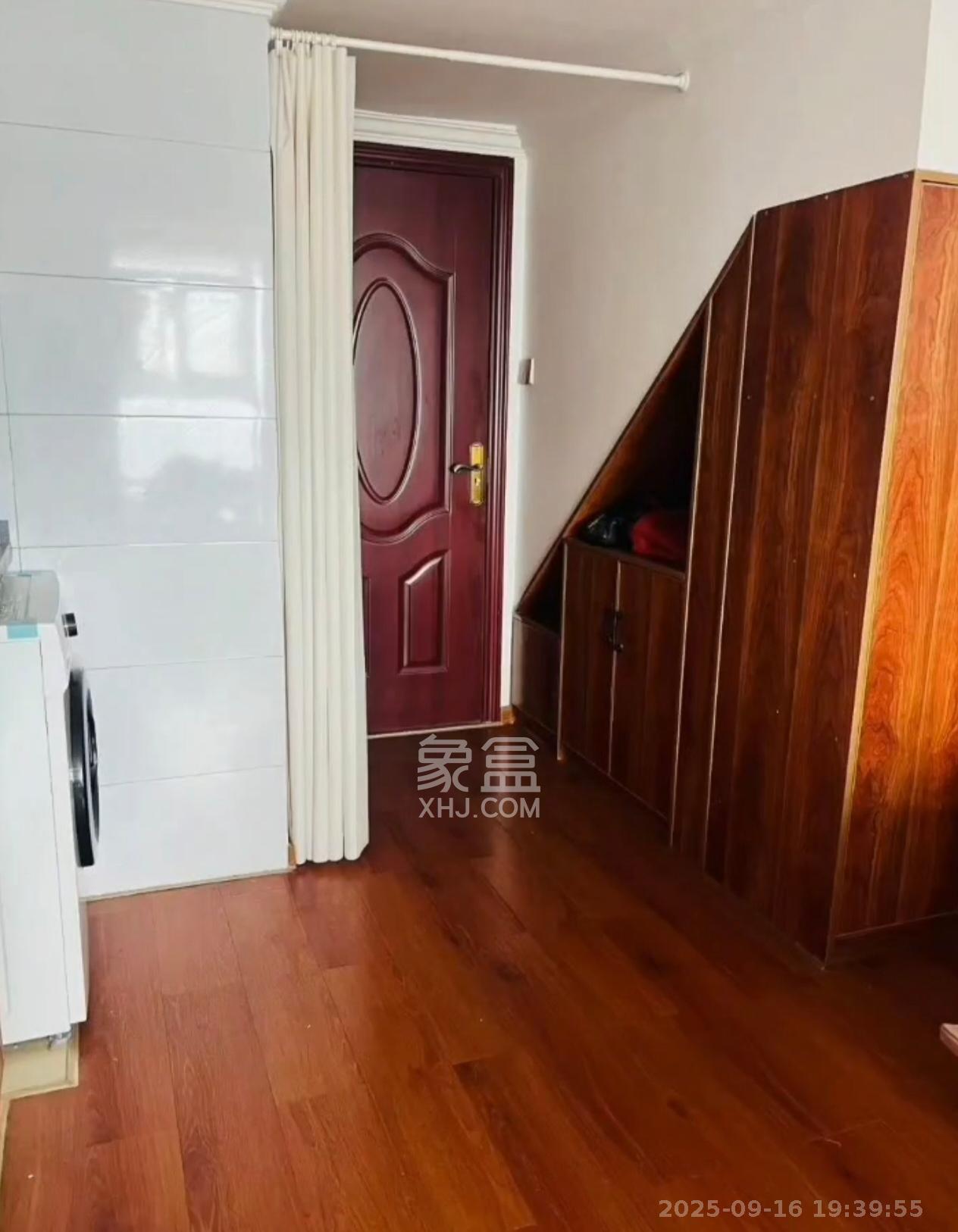 弘坤云寓 1室1厅1卫 1400.0元/月 弘坤云寓 1室1厅1卫 1400.0元/月室内图