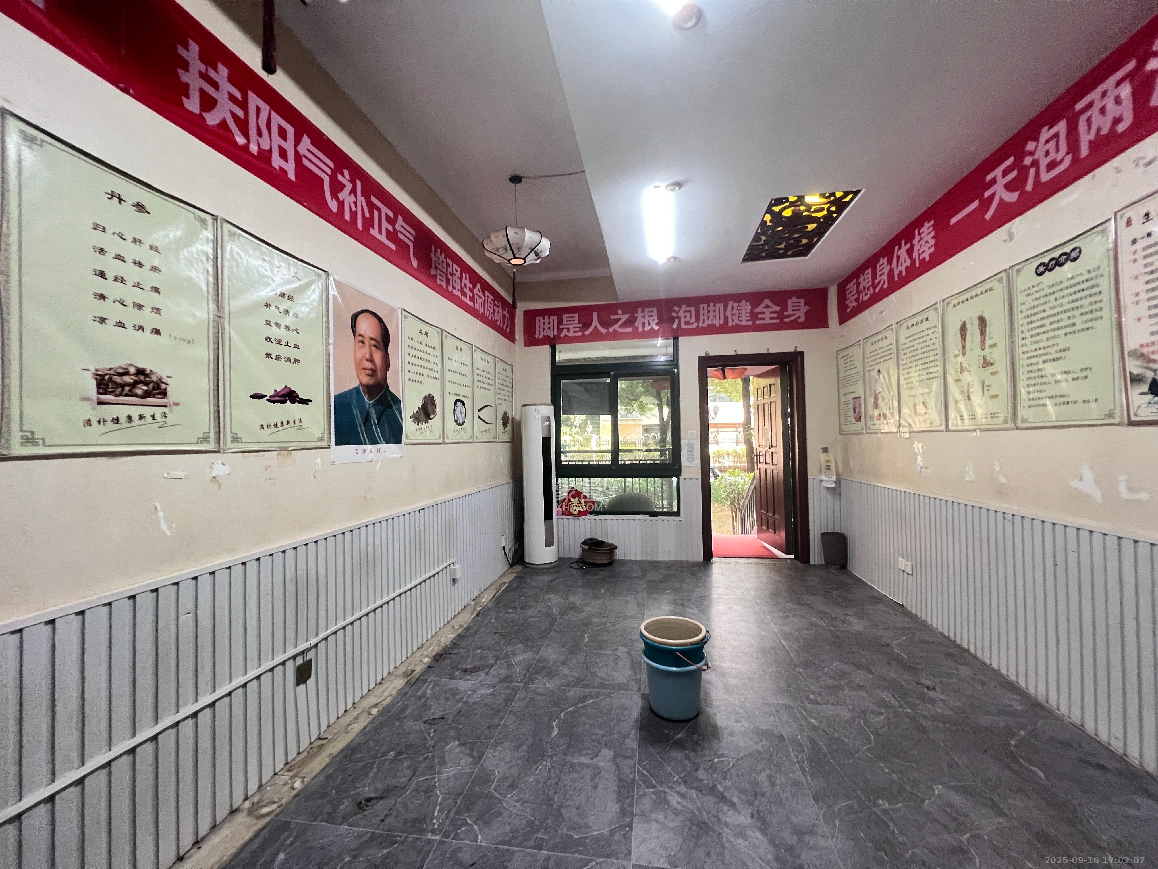 恒大绿洲 2室1厅1卫 3300.0元/月 恒大绿洲 2室1厅1卫 3300.0元/月室内图