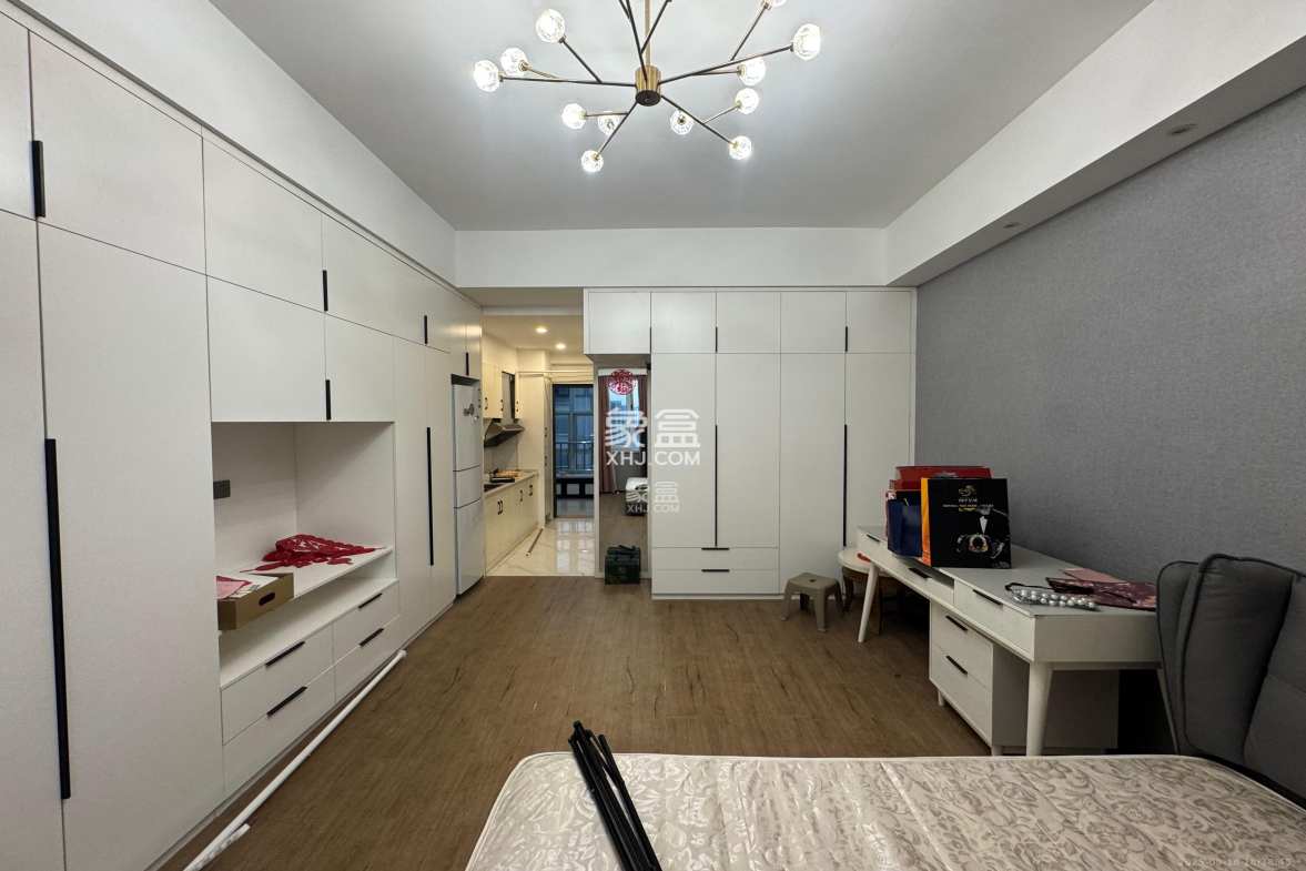 嘉斯茂购物广场(国中星城) 1室0厅0卫 1800.0元/月 嘉斯茂购物广场(国中星城) 1室0厅0卫 1800.0元/月室内图