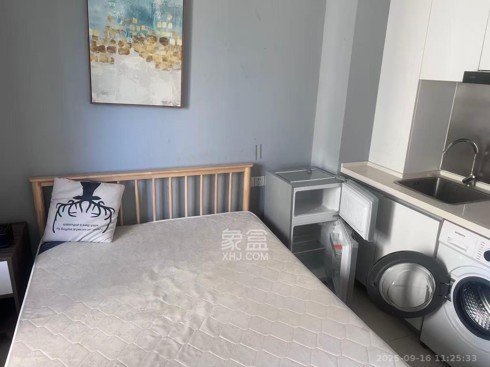 绿地之窗   29.8㎡      900.0元/月室内图