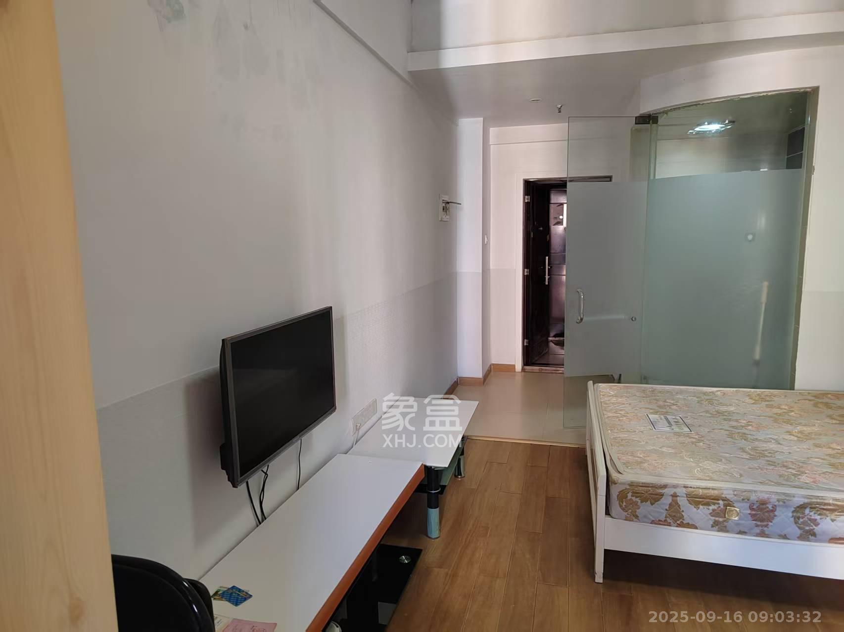 水岸世景 1室1厅1卫 1000.0元/月 水岸世景 1室1厅1卫 1000.0元/月室内图