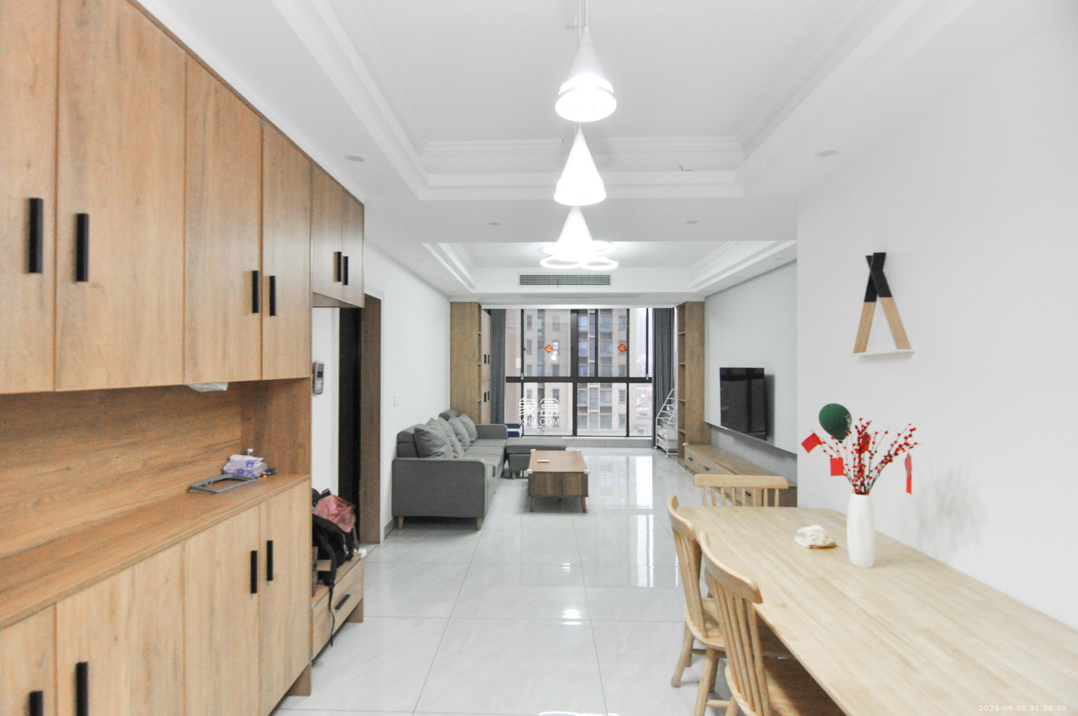 振业城三期 4室2厅2卫 3500.0元/月 振业城三期 4室2厅2卫 3500.0元/月室内图