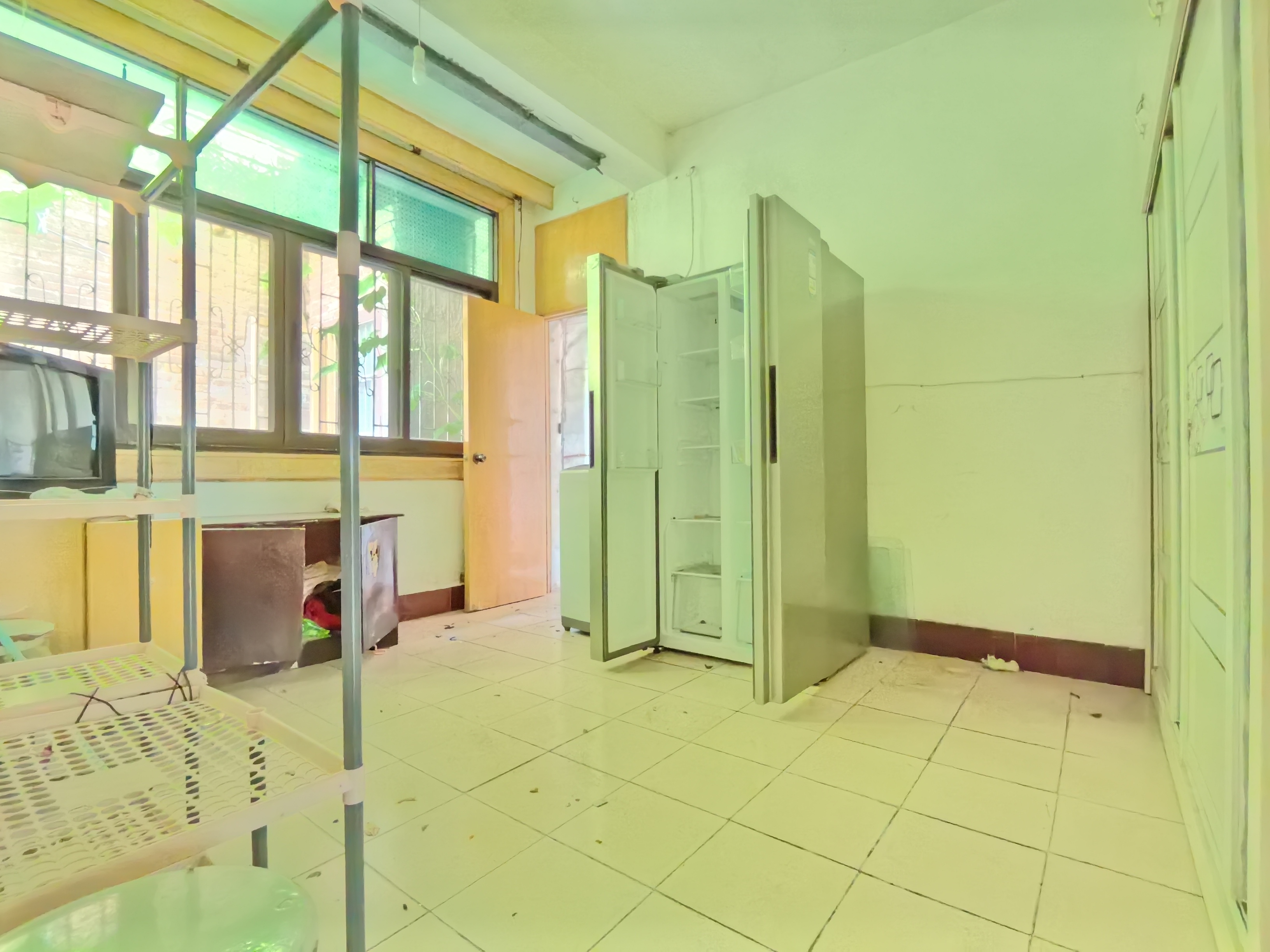 三中(校内)家属院 1室0厅0卫 2000.0元/月 三中(校内)家属院 1室0厅0卫 2000.0元/月室内图