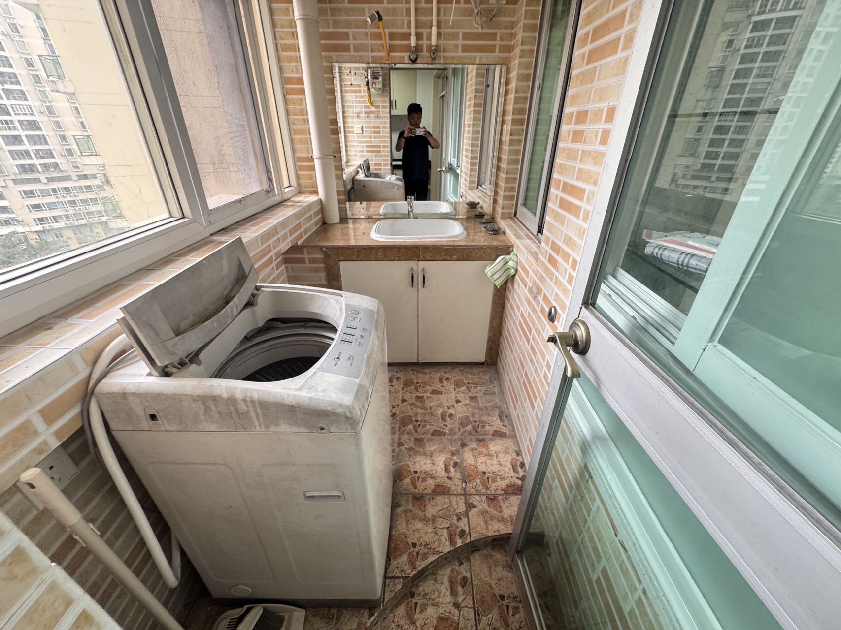 世贸雅苑 3室2厅1卫 4500.0元/月 世贸雅苑 3室2厅1卫 4500.0元/月室内图