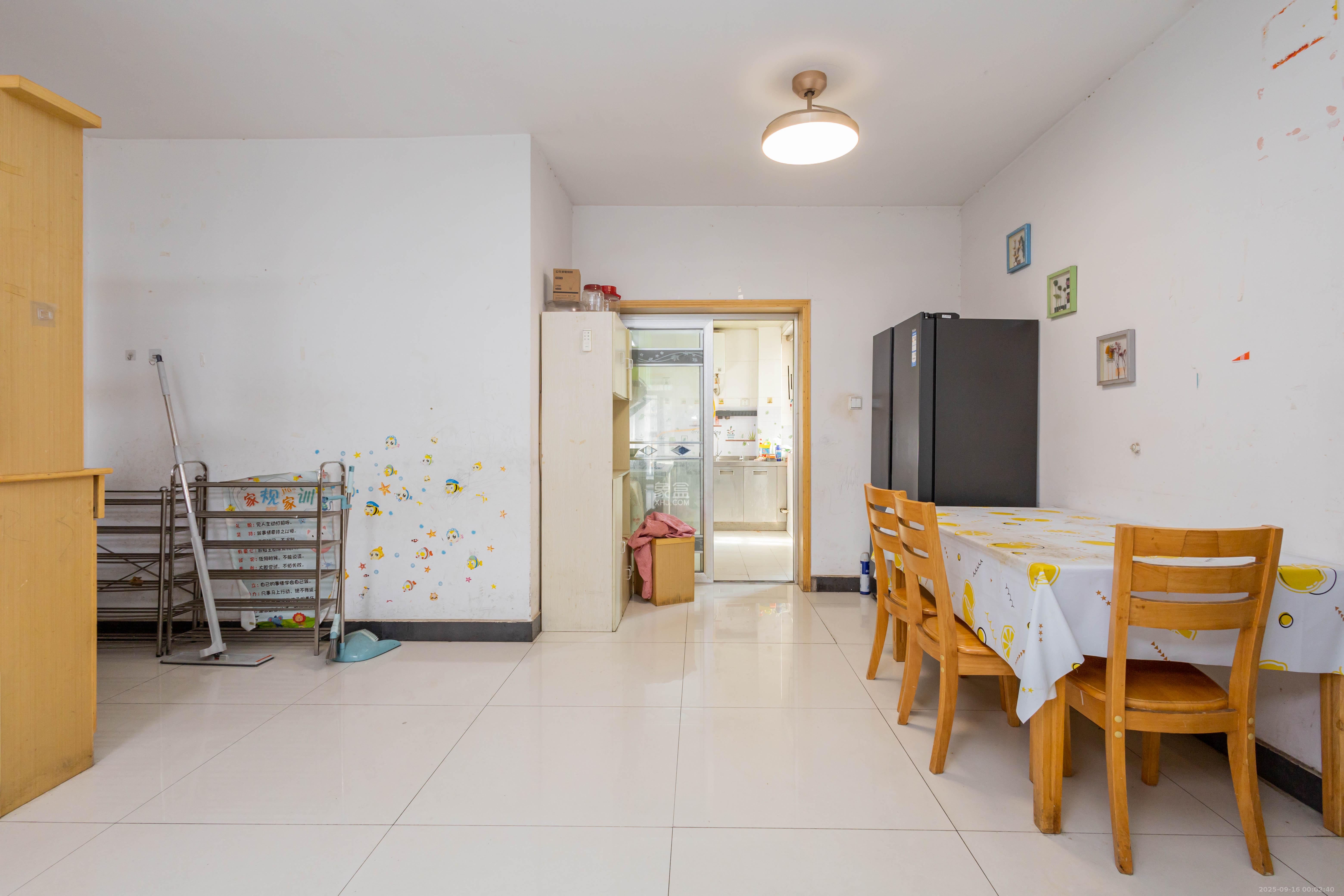 博雅湘水湾 3室2厅2卫 58.0万 博雅湘水湾 3室2厅2卫 58.0万客厅