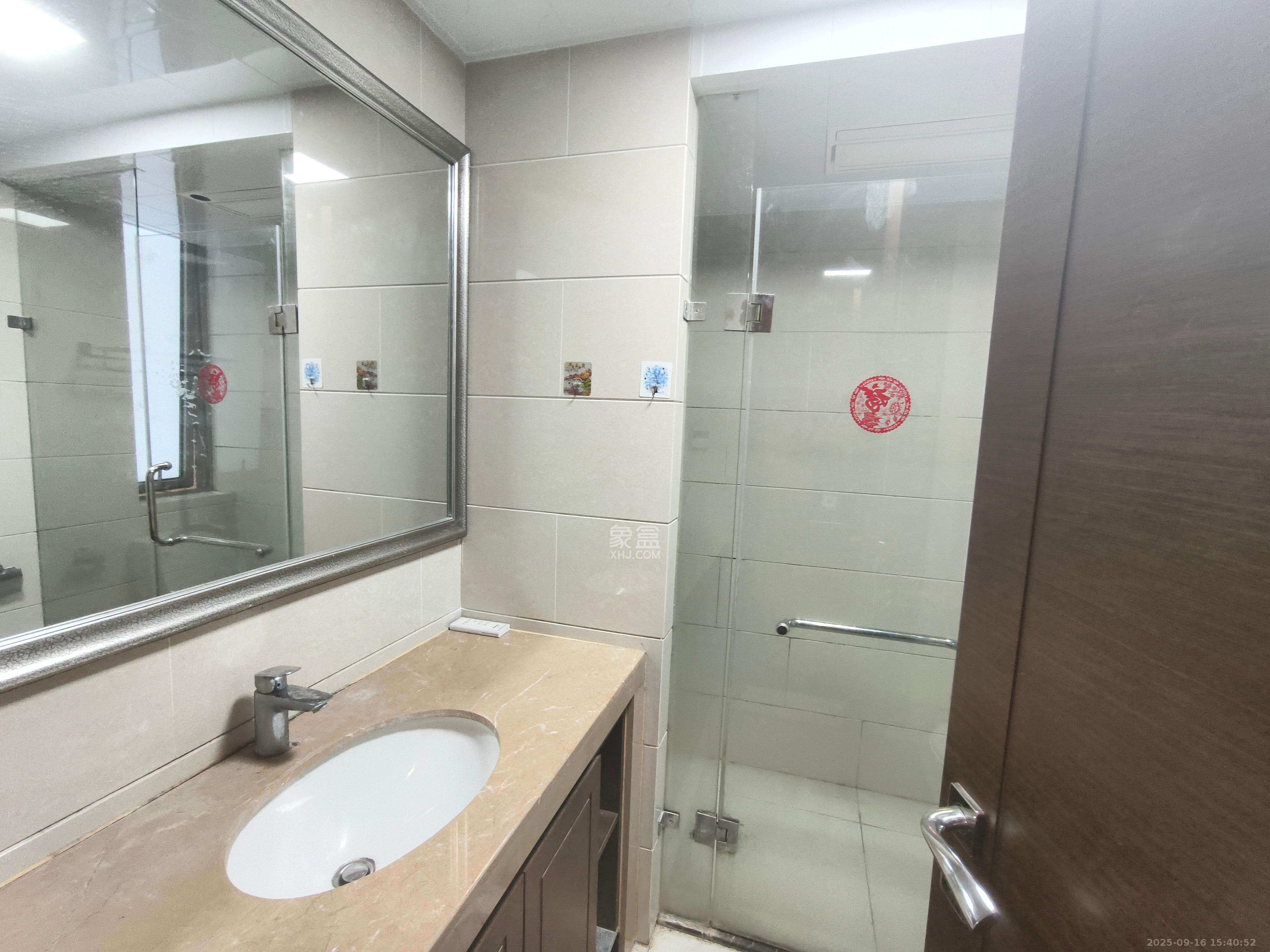 梅溪湖金茂府(金茂广场)(金茂览秀城) 4室2厅2卫 6000.0元/月 梅溪湖金茂府(金茂广场)(金茂览秀城) 4室2厅2卫 6000.0元/月室内图