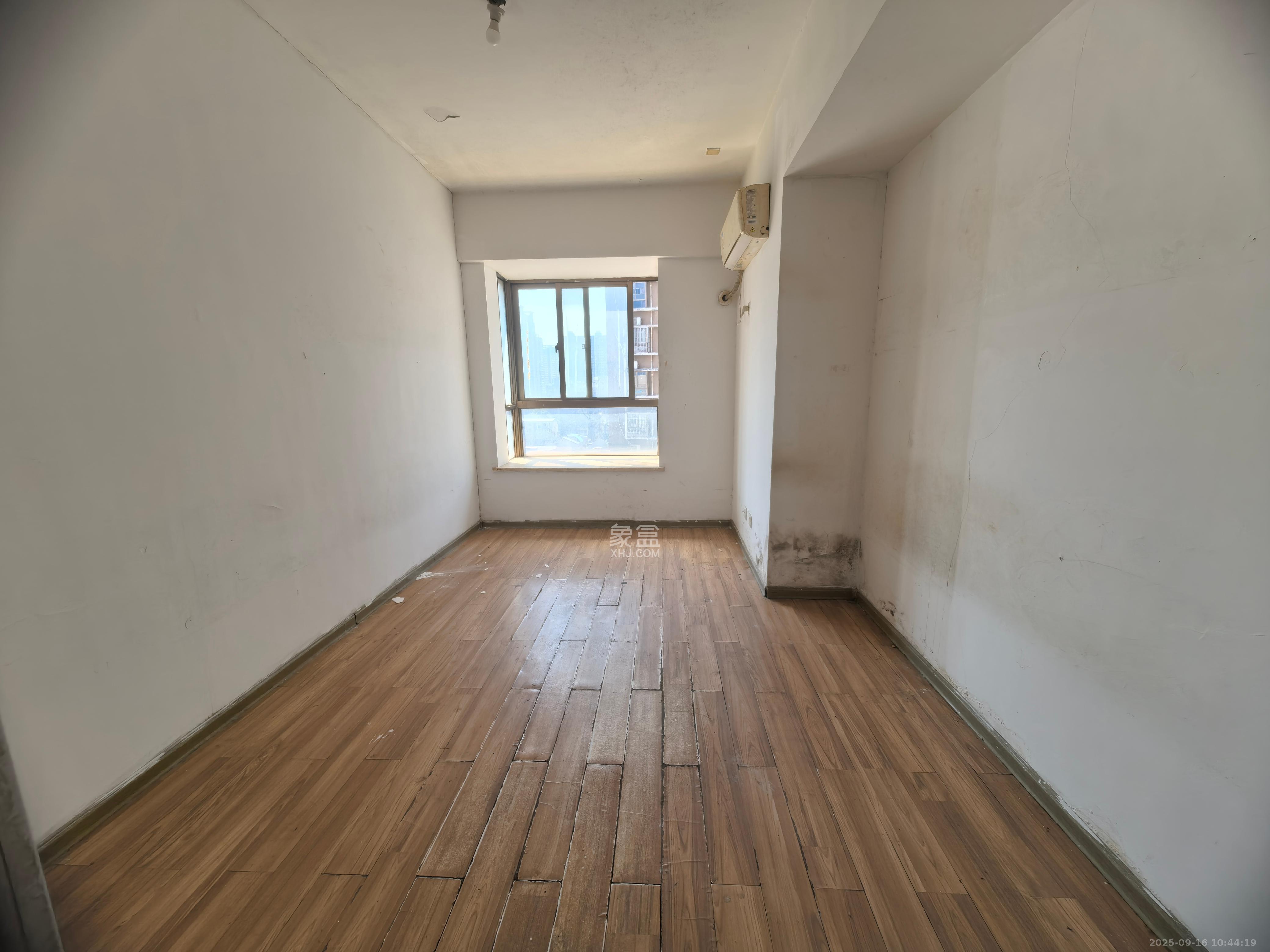 长宝1667 3室2厅2卫 3800.0元/月 长宝1667 3室2厅2卫 3800.0元/月室内图