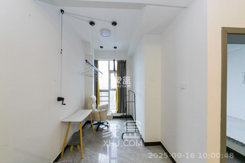 红星国际星城 2室1厅1卫 2400.00元/月 红星国际星城 2室1厅1卫 2400.00元/月室内图