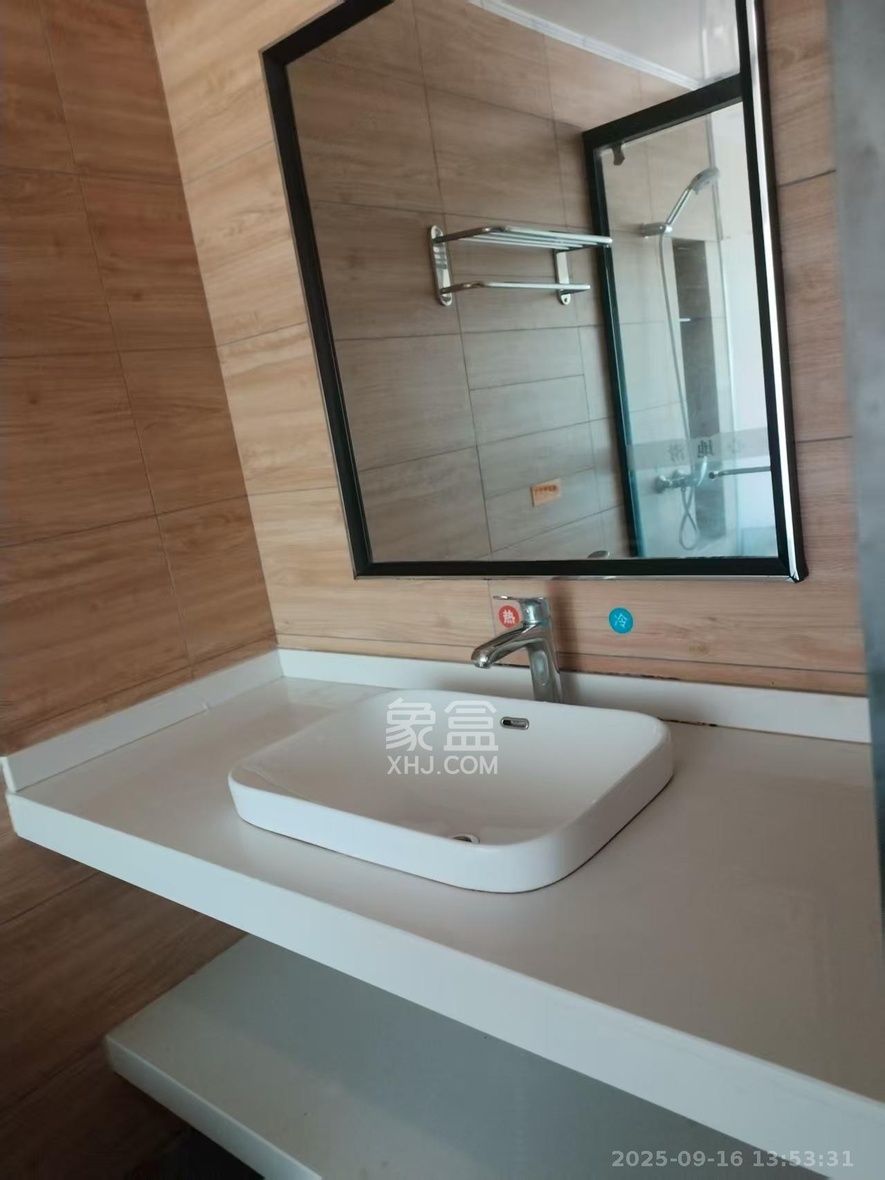 佐佑大厦 1室1厅1卫 900.0元/月 佐佑大厦 1室1厅1卫 900.0元/月室内图