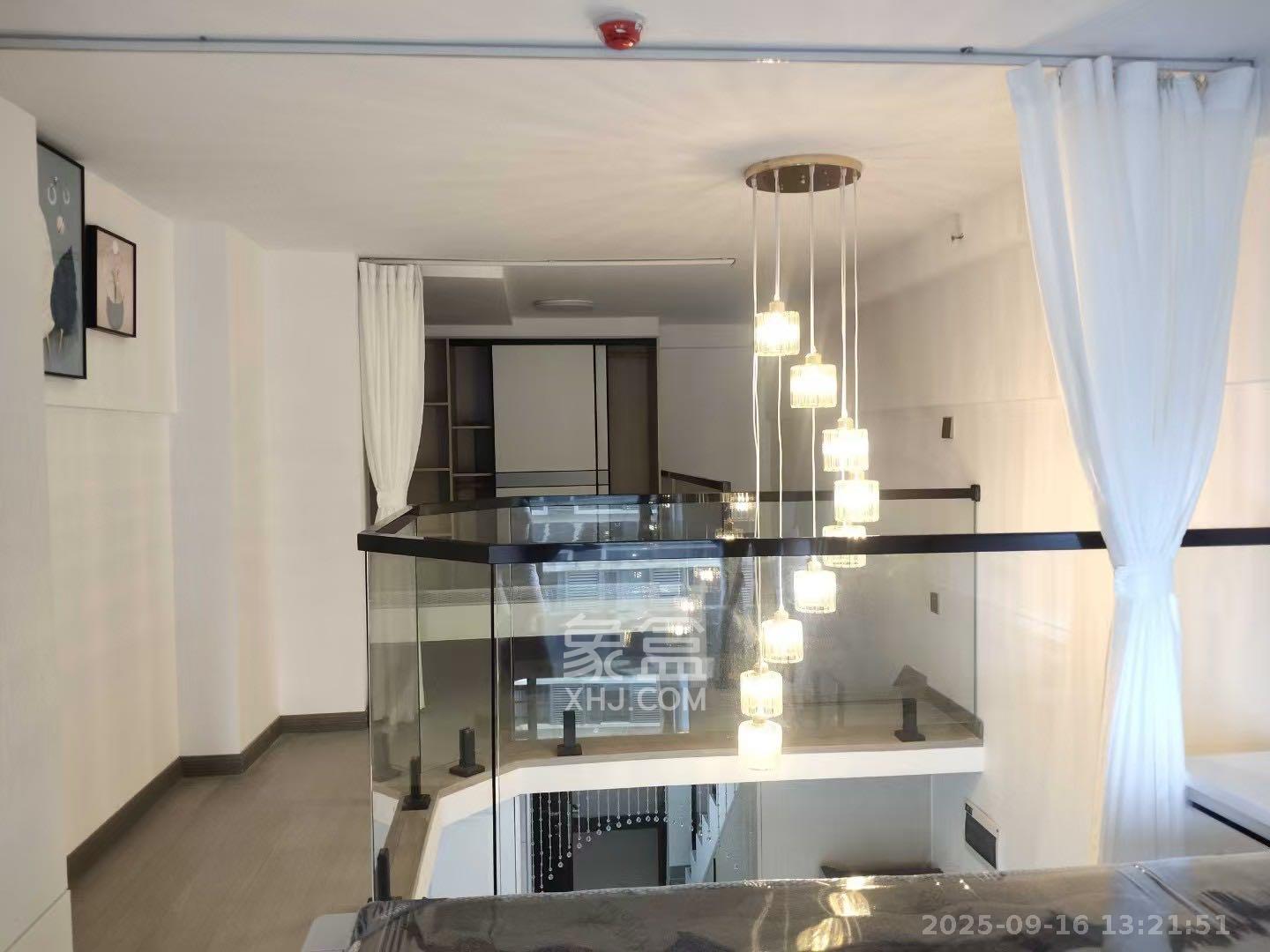 佳兆业云顶都汇 1室1厅1卫 1800.0元/月 佳兆业云顶都汇 1室1厅1卫 1800.0元/月室内图