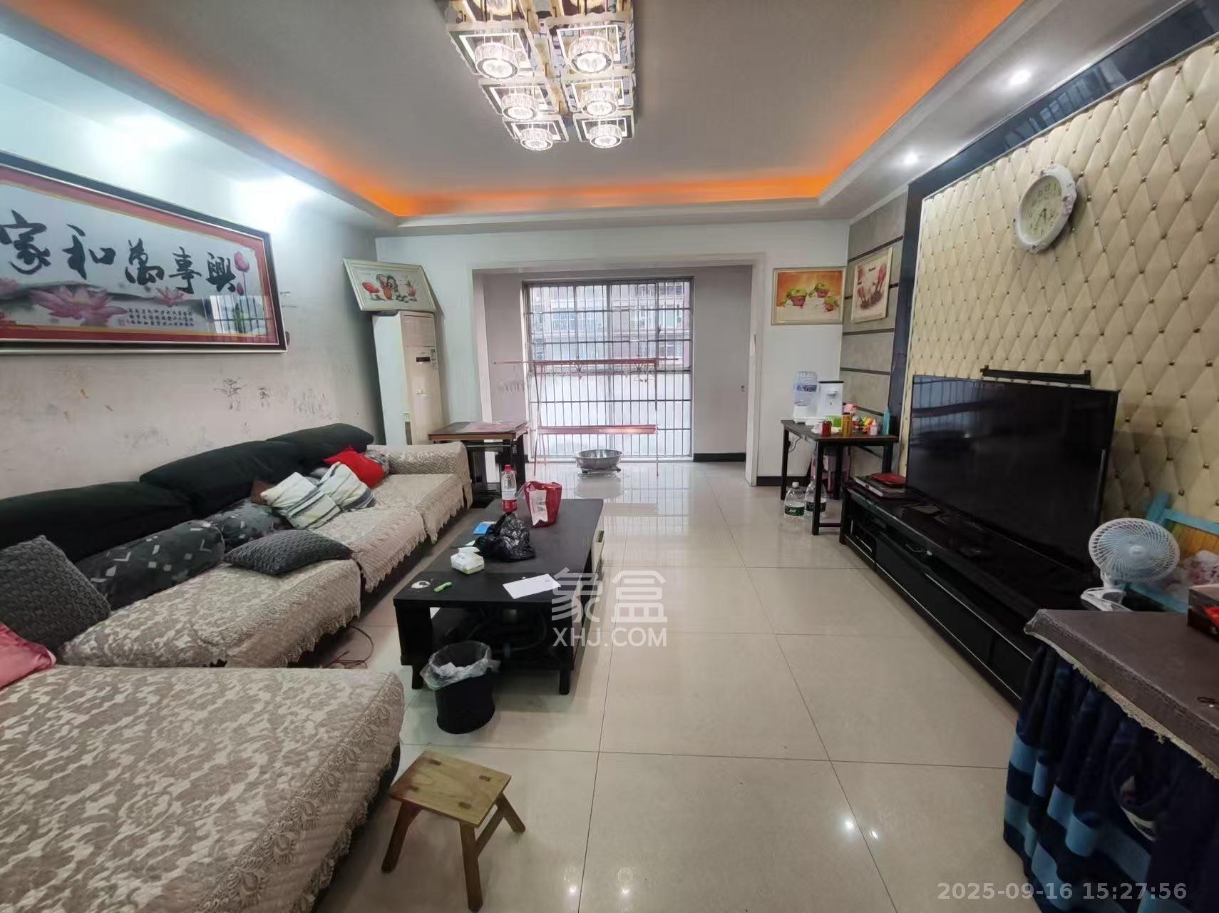 上河国际C区 4室2厅2卫 3200.0元/月 上河国际C区 4室2厅2卫 3200.0元/月室内图