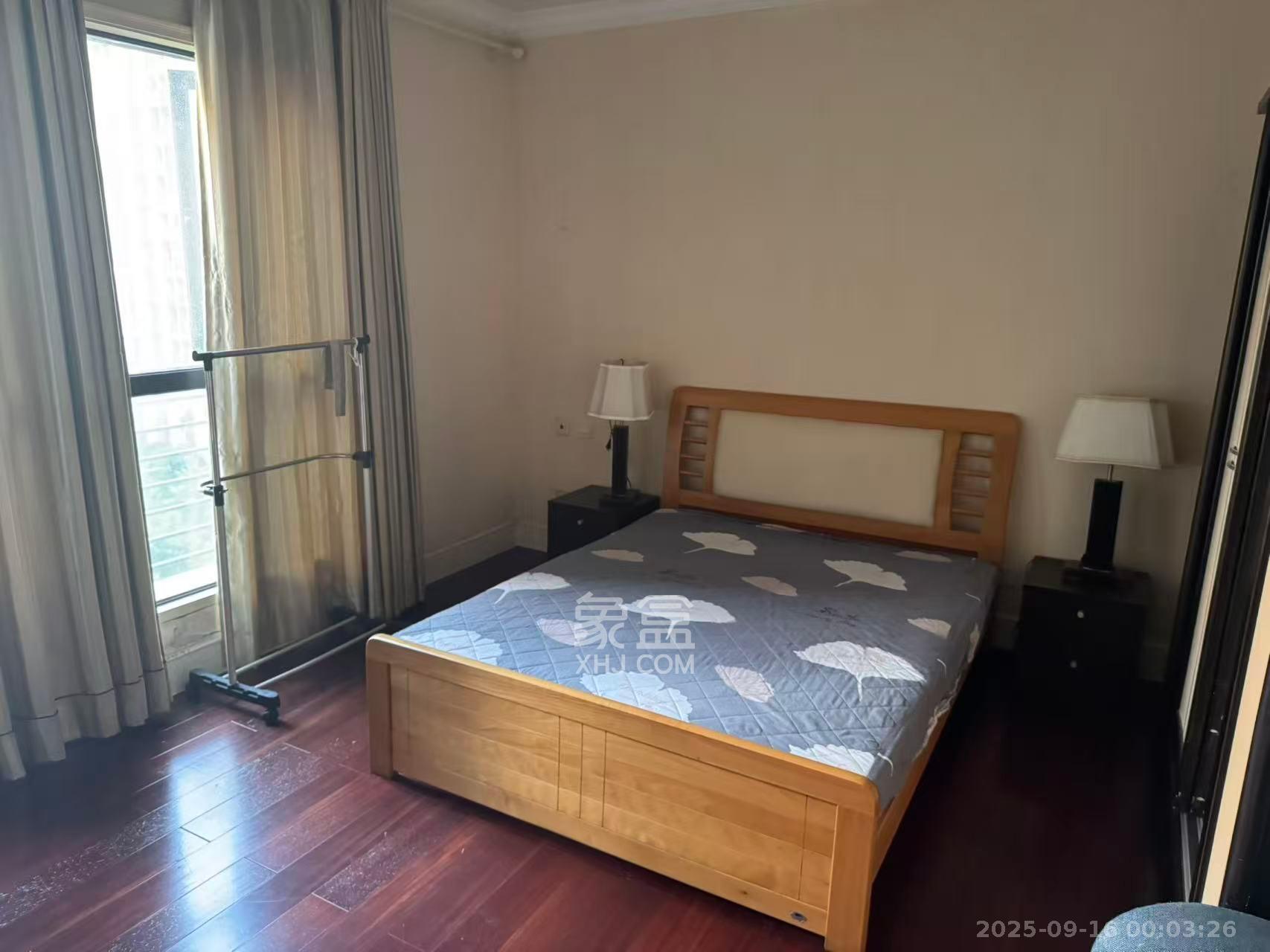 郡原广场 1室1厅1卫 1600.0元/月 郡原广场 1室1厅1卫 1600.0元/月室内图