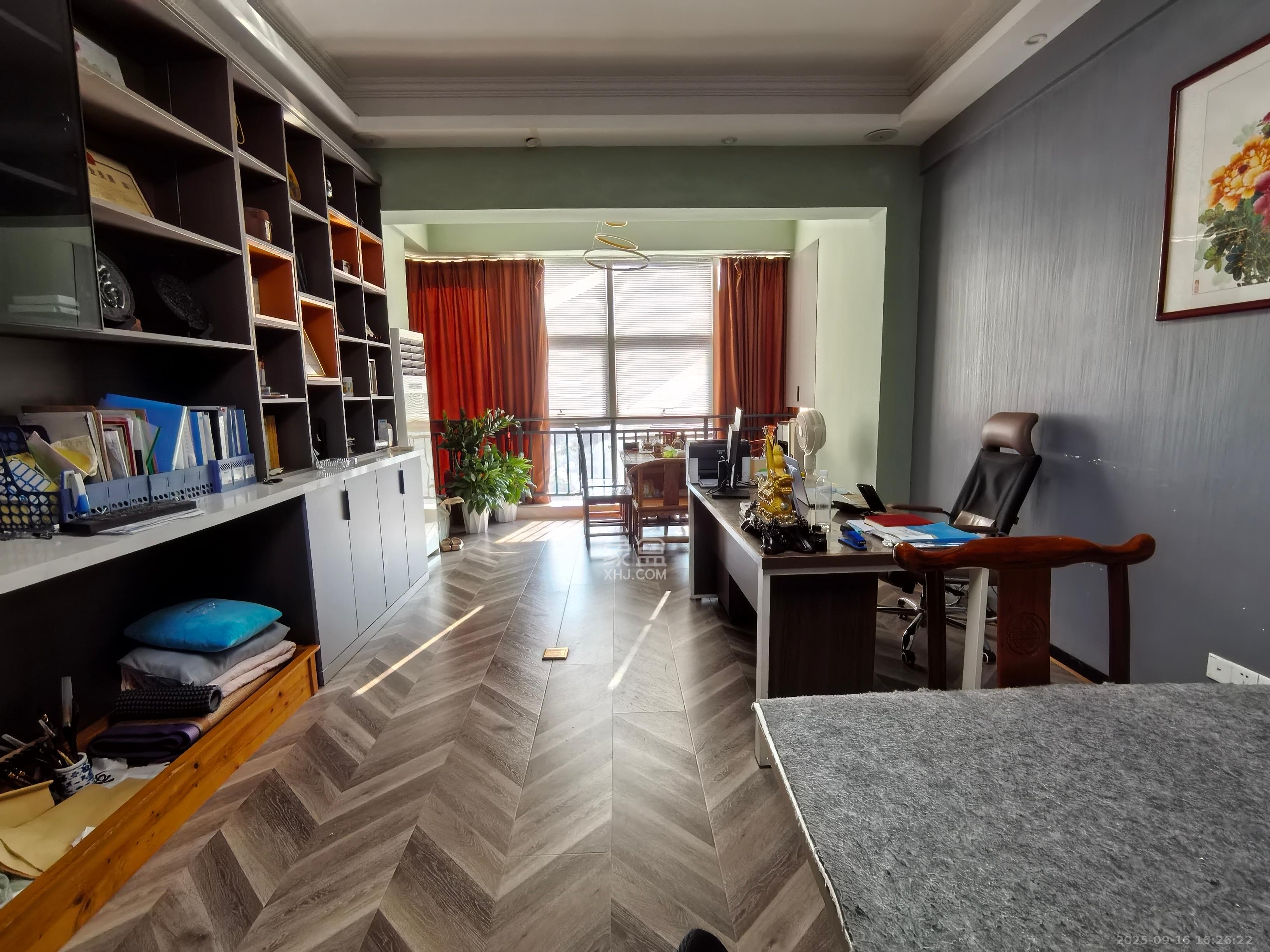 恒泰广场 1室1厅1卫 2000.0元/月 恒泰广场 1室1厅1卫 2000.0元/月室内图