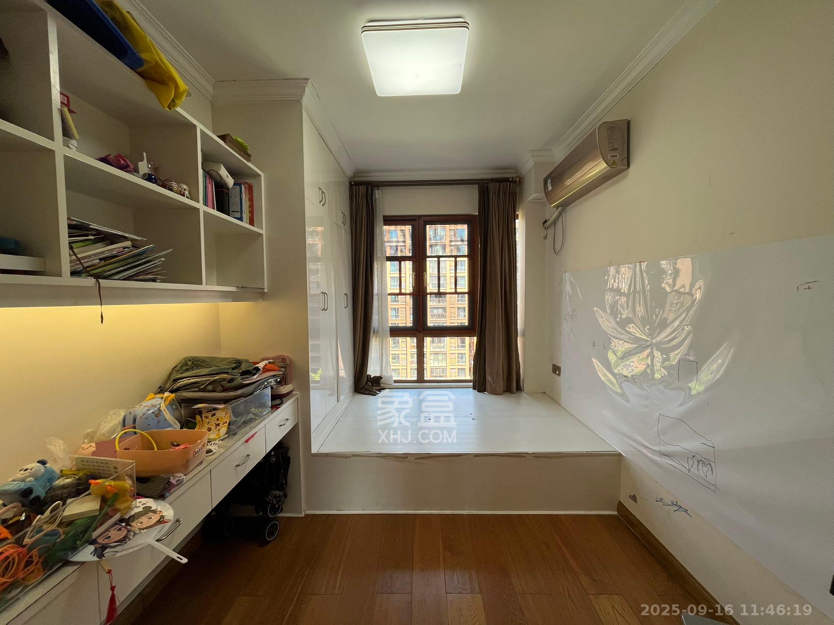 鑫远和城(一、二期) 4室2厅2卫 2800.0元/月 鑫远和城(一、二期) 4室2厅2卫 2800.0元/月室内图