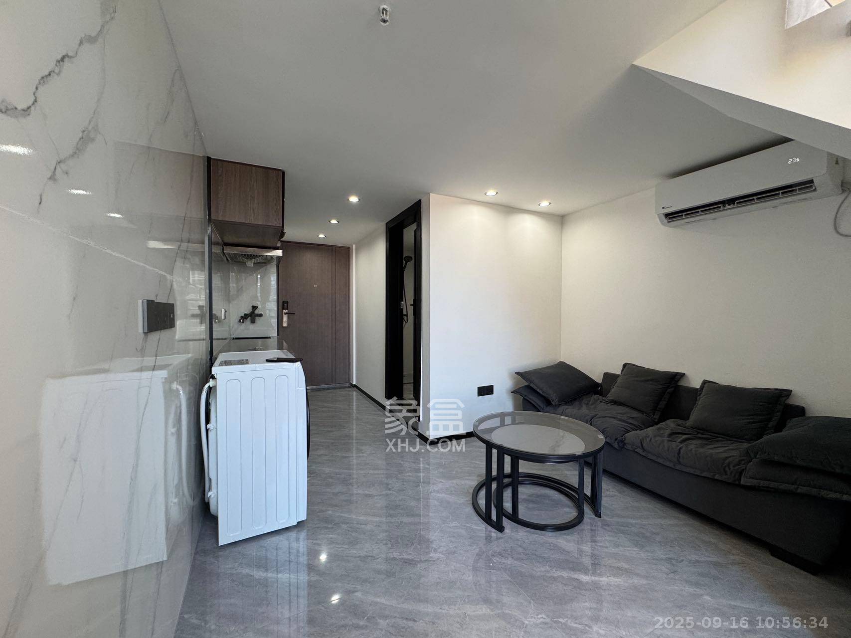 卓越中寰  1室1厅1卫    2000.0元/月室内图