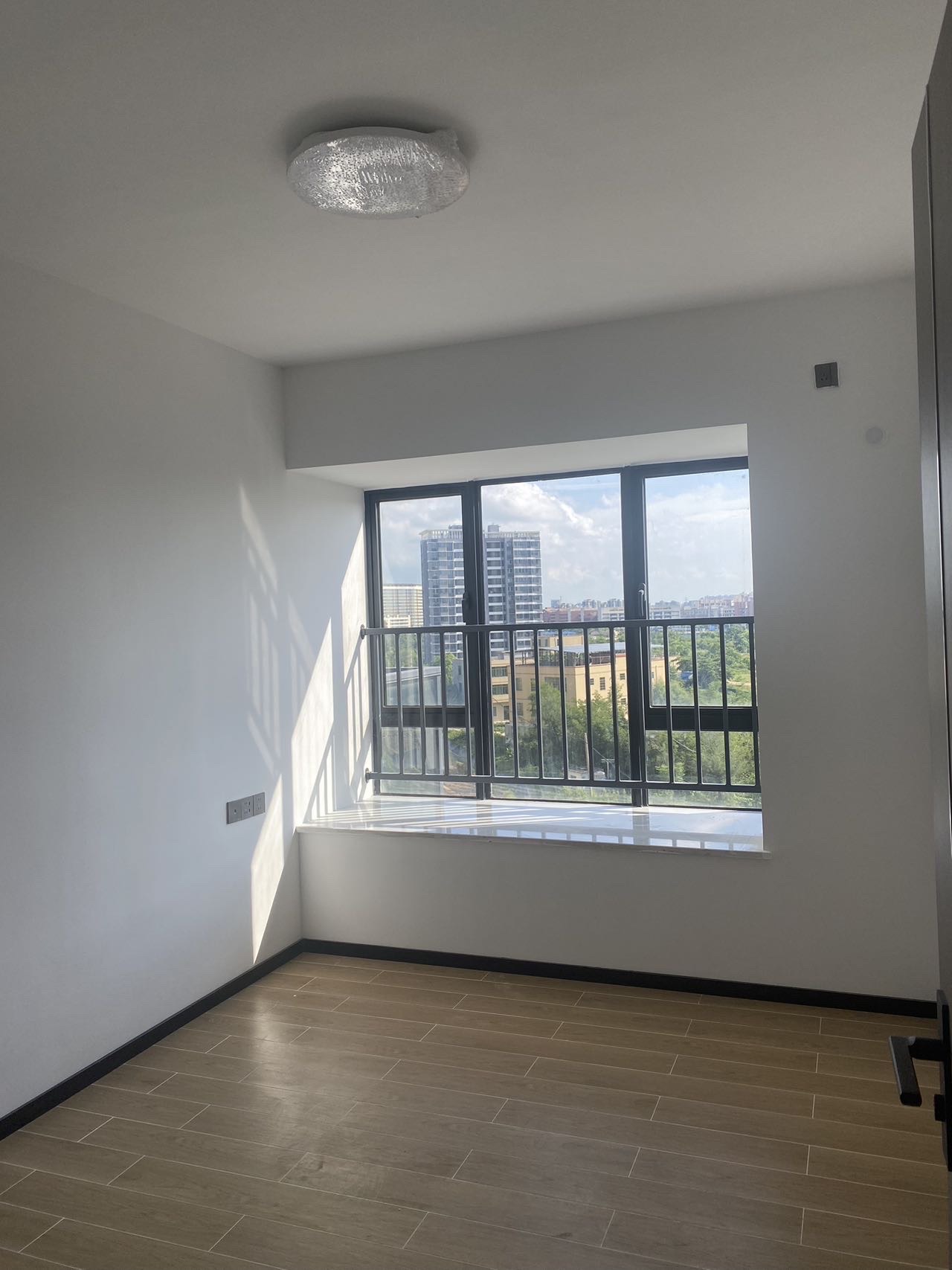 瑞和园 4室2厅2卫 1800.0元/月 瑞和园 4室2厅2卫 1800.0元/月室内图