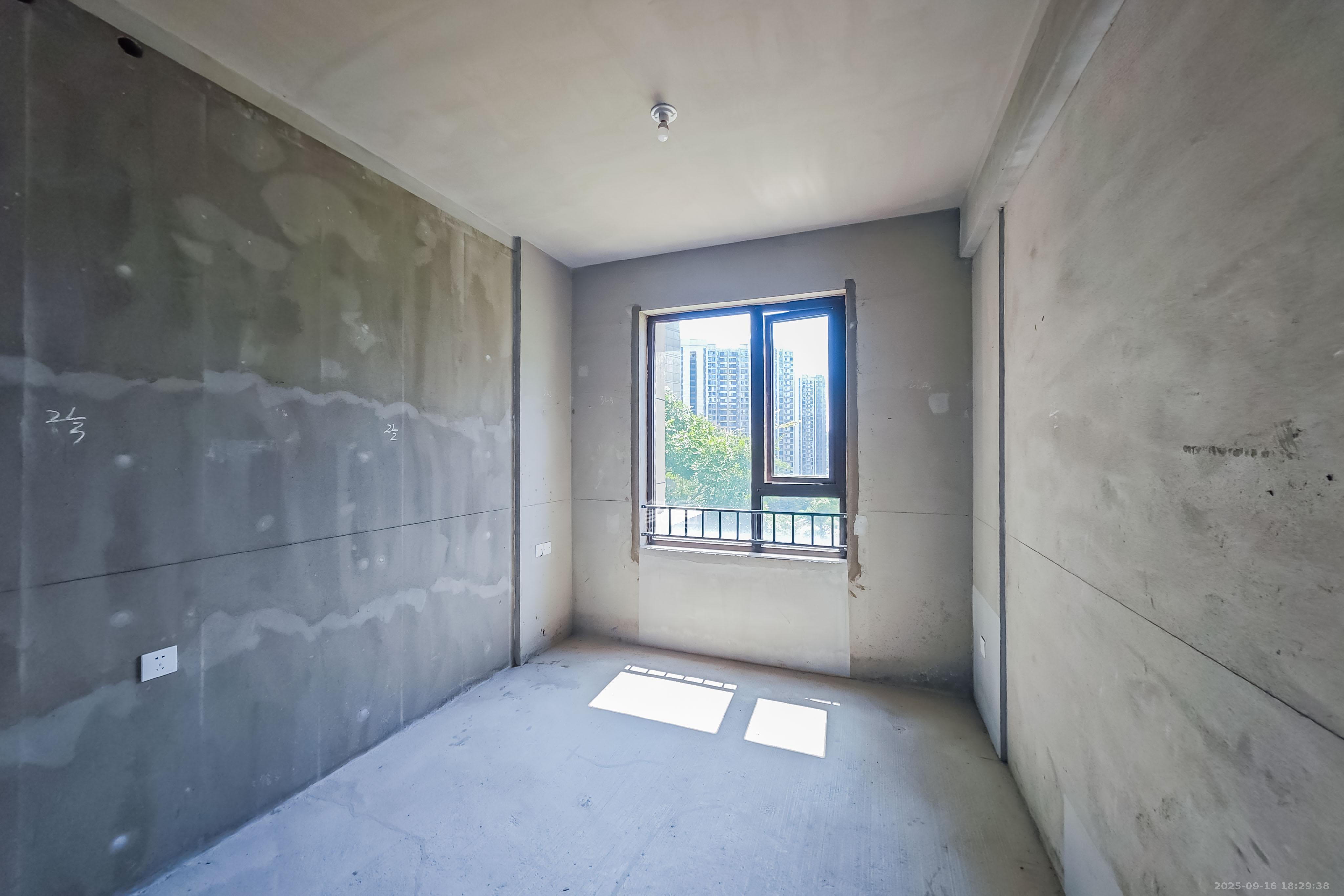 中天星耀城 3室2厅1卫 106.0万 中天星耀城 3室2厅1卫 106.0万其他