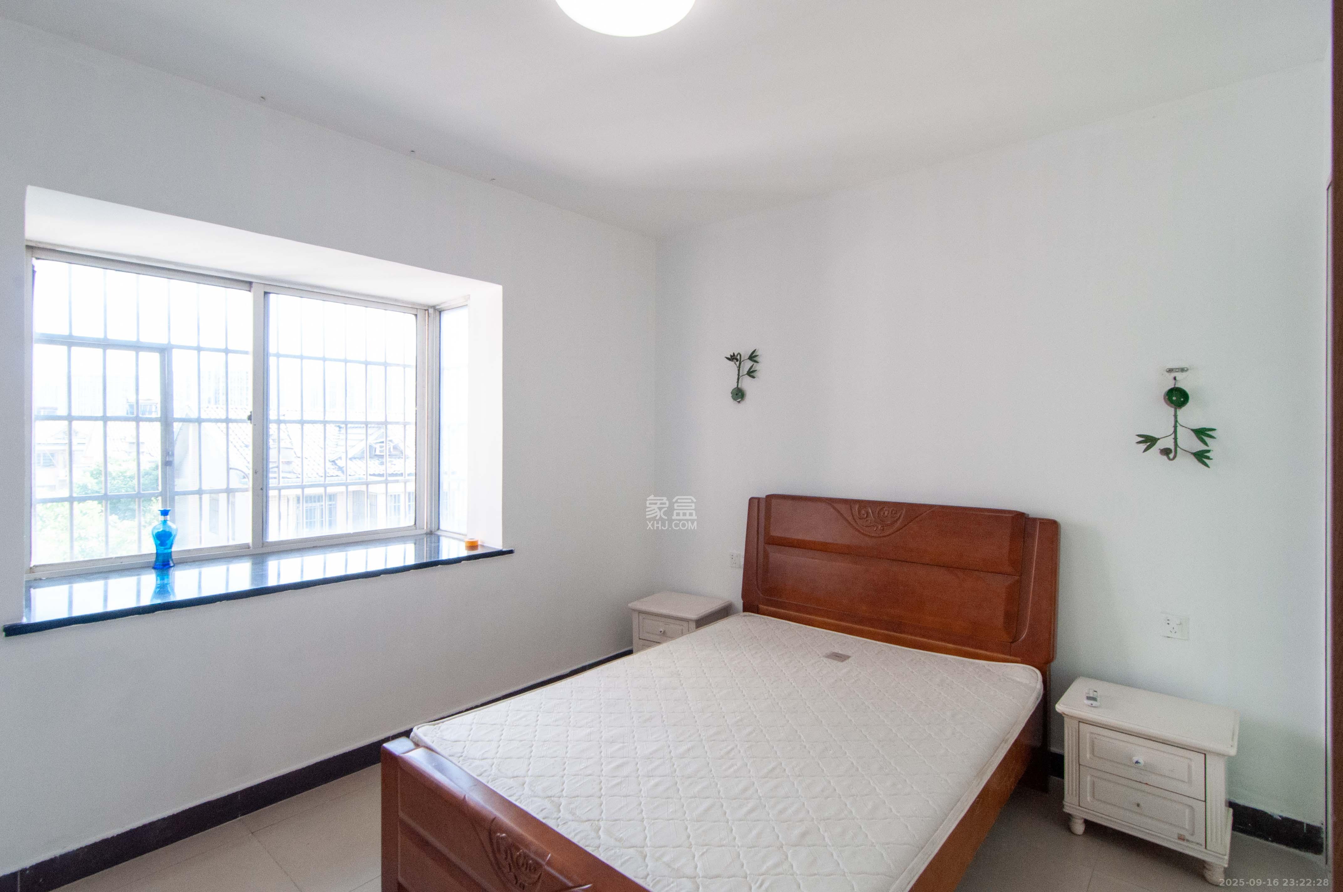 麓谷雅园  3室2厅2卫    66.8万其他