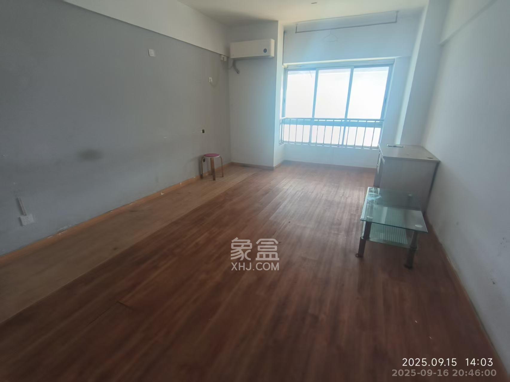 锦华时代  1室1厅1卫    1000.0元/月室内图