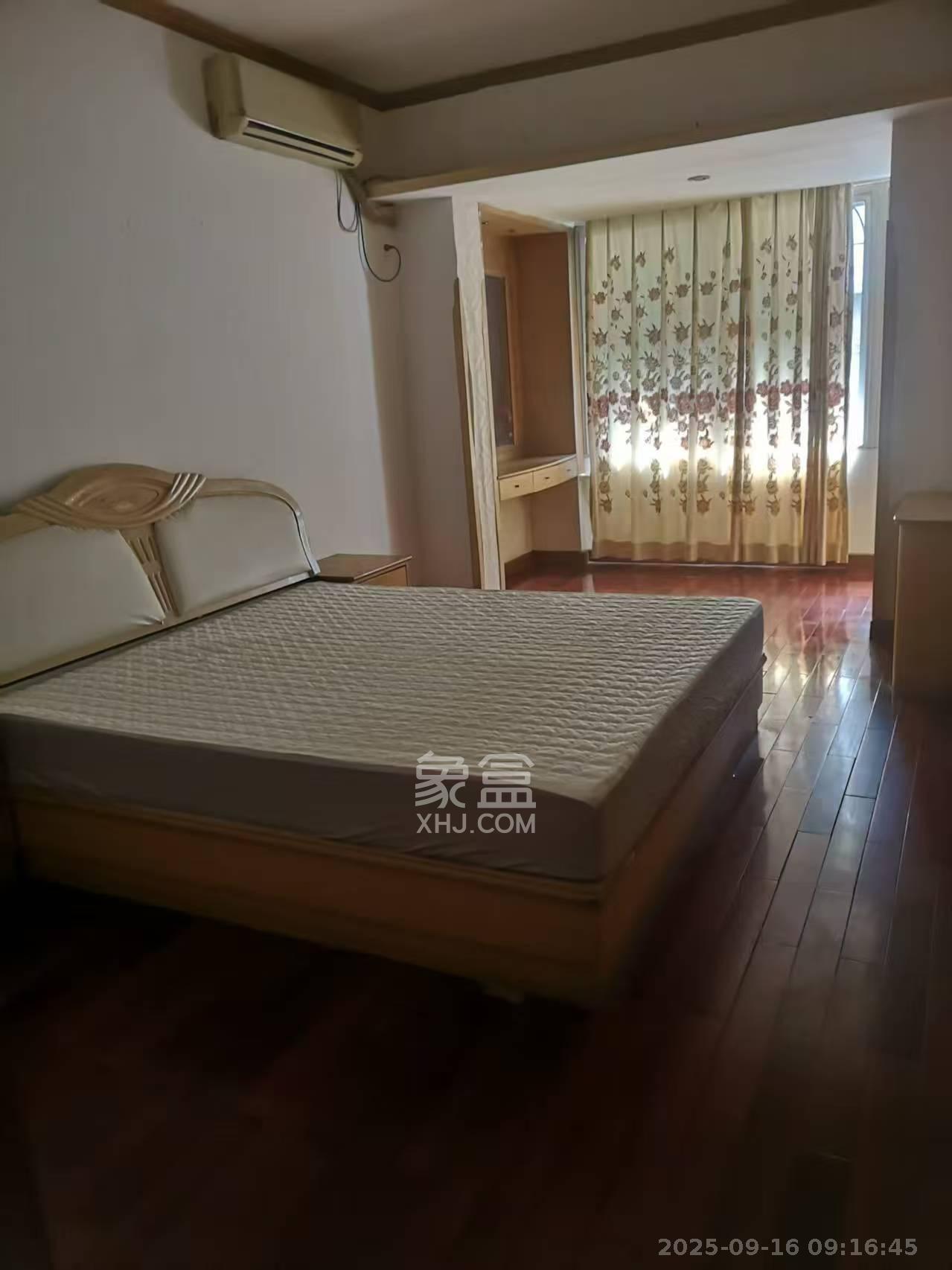 人银新村9号  4室2厅2卫   55.00万室内图