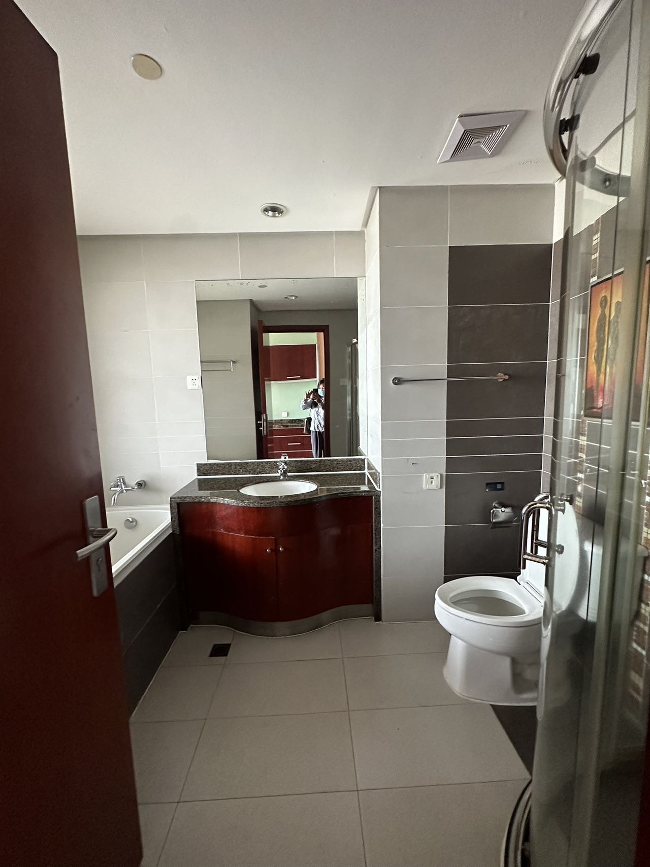 明光国际大酒店 1室0厅1卫 35.0万 明光国际大酒店 1室0厅1卫 35.0万客厅