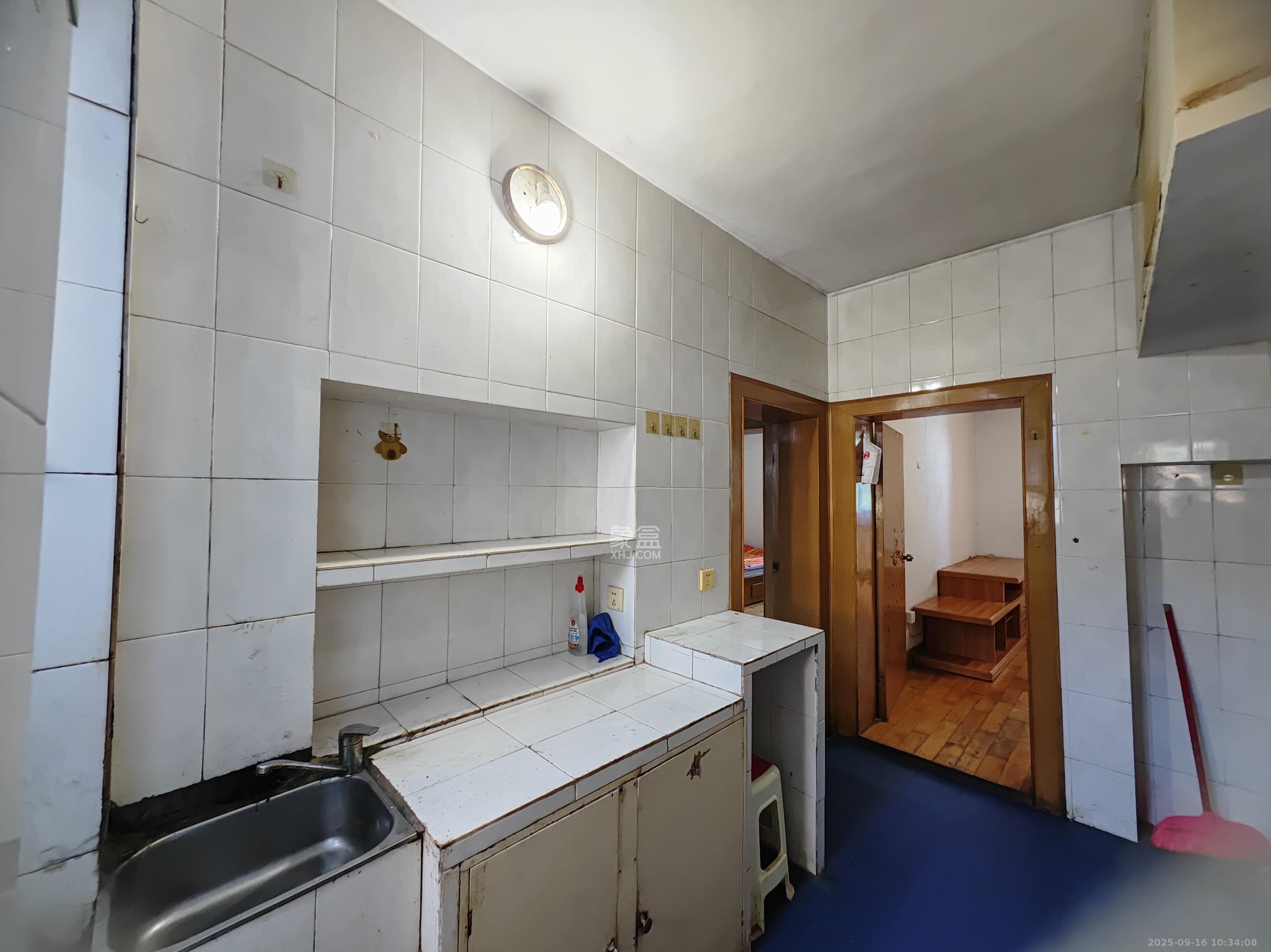 湖南省木偶皮影剧团  2室2厅1卫    1200.0元/月室内图