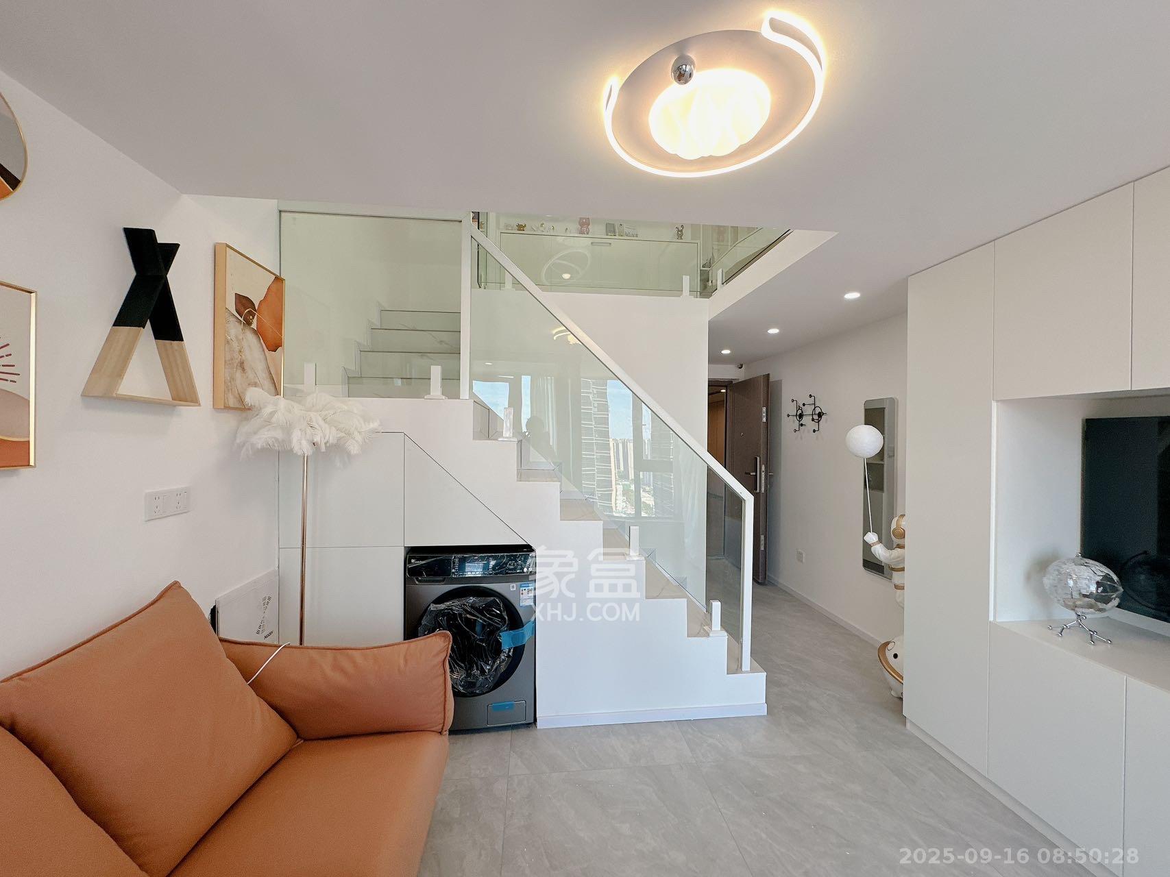 卓越中寰 1室1厅1卫 2800.0元/月 卓越中寰 1室1厅1卫 2800.0元/月室内图