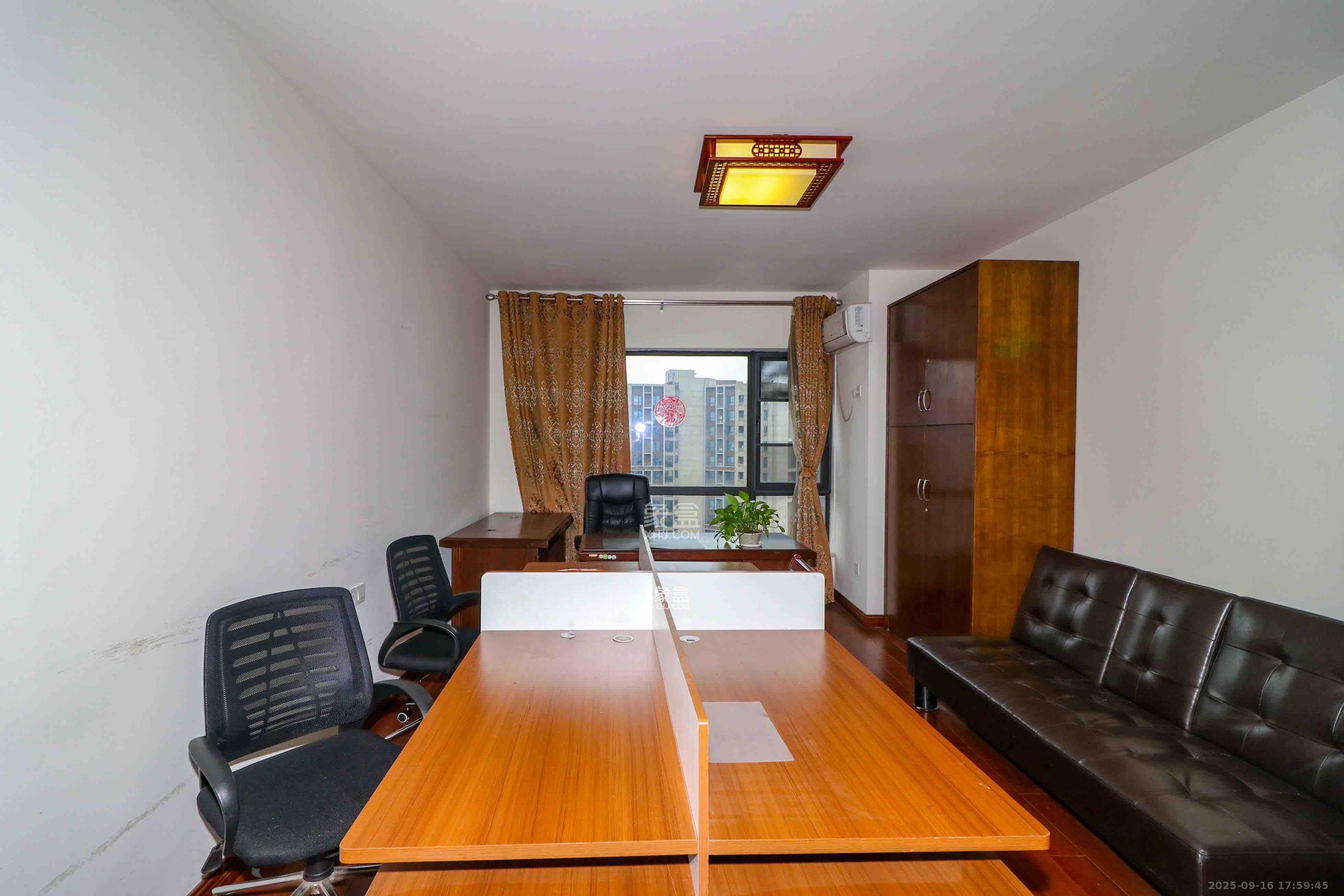 达美D6区  4室2厅2卫    3600.0元/月 达美D6区  4室2厅2卫    3600.0元/月室内图