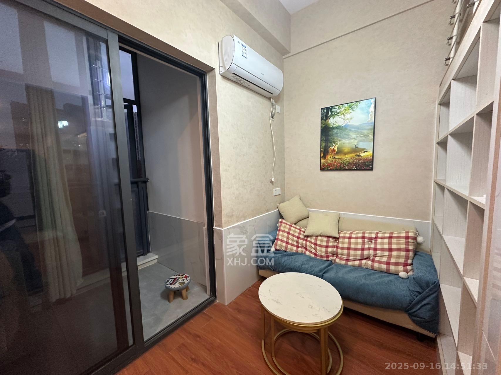 裕天国际商汇中心 1室1厅1卫 1200.0元/月 裕天国际商汇中心 1室1厅1卫 1200.0元/月室内图