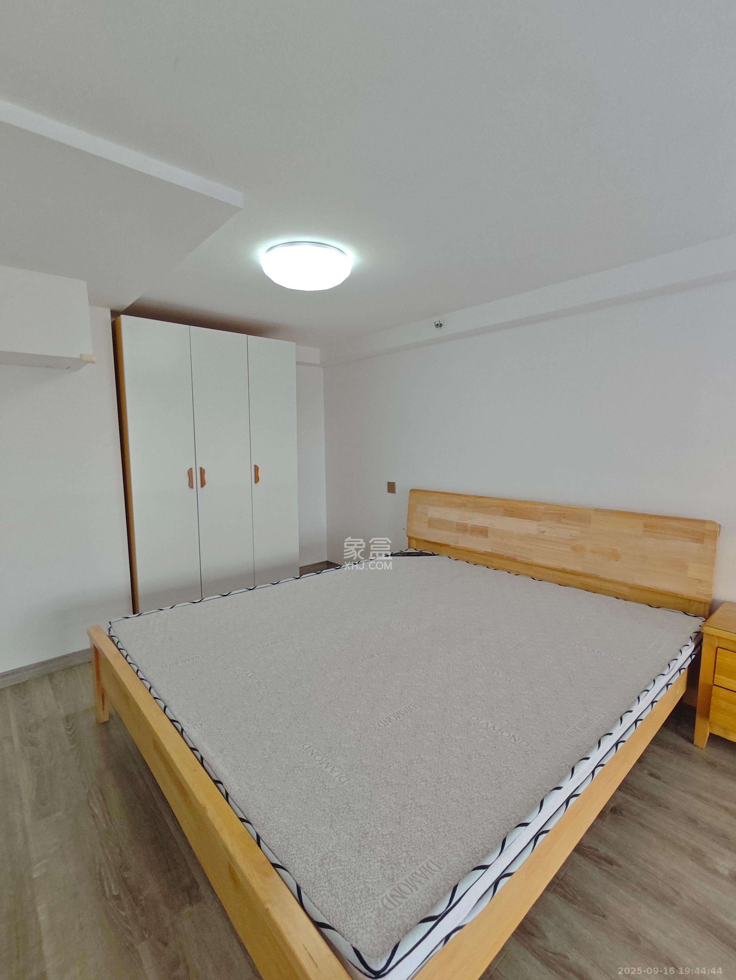 碧桂园星荟  1室1厅1卫    1200.0元/月室内图