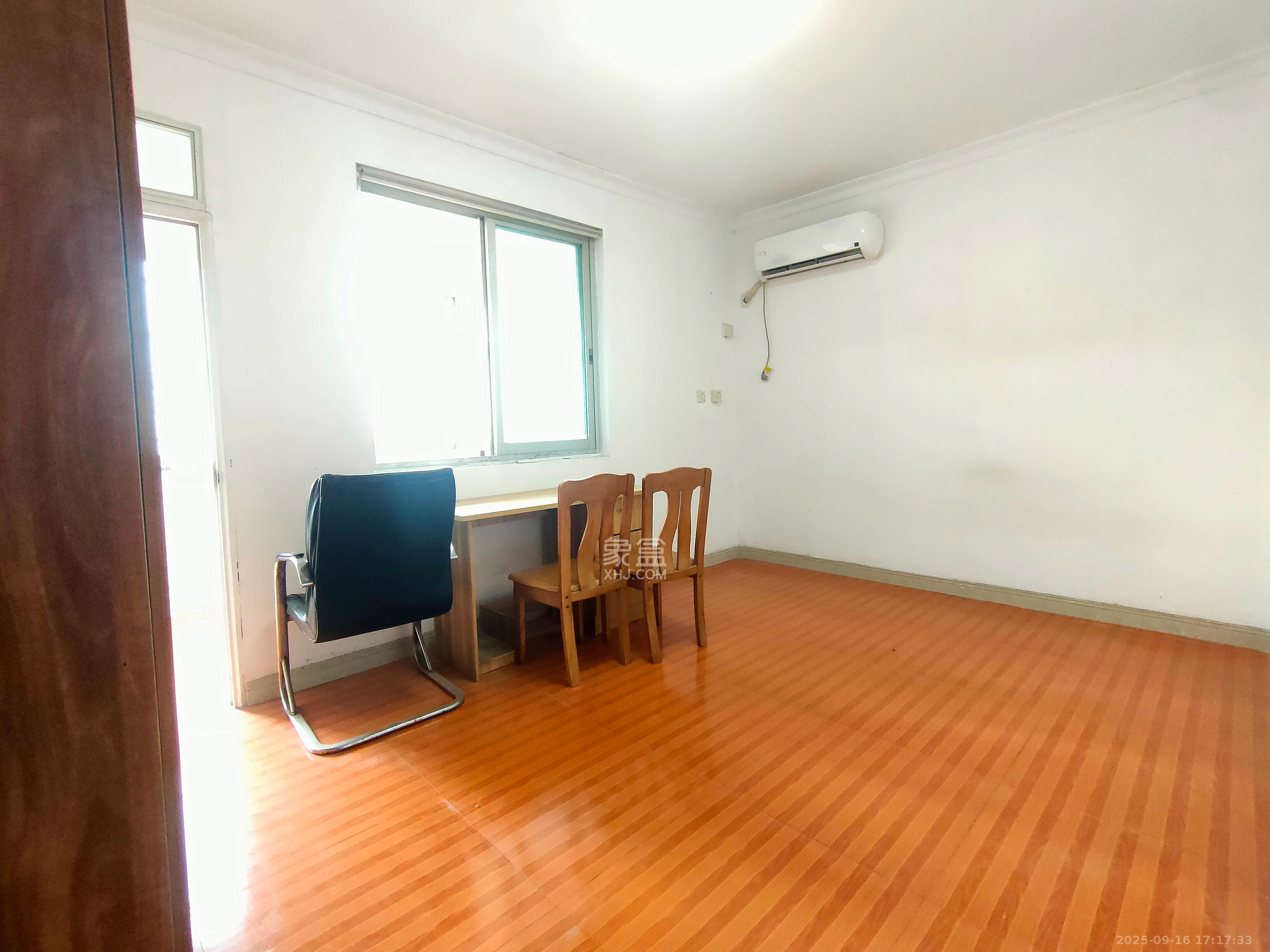 海东青大厦  5室1厅1卫    3200.0元/月室内图