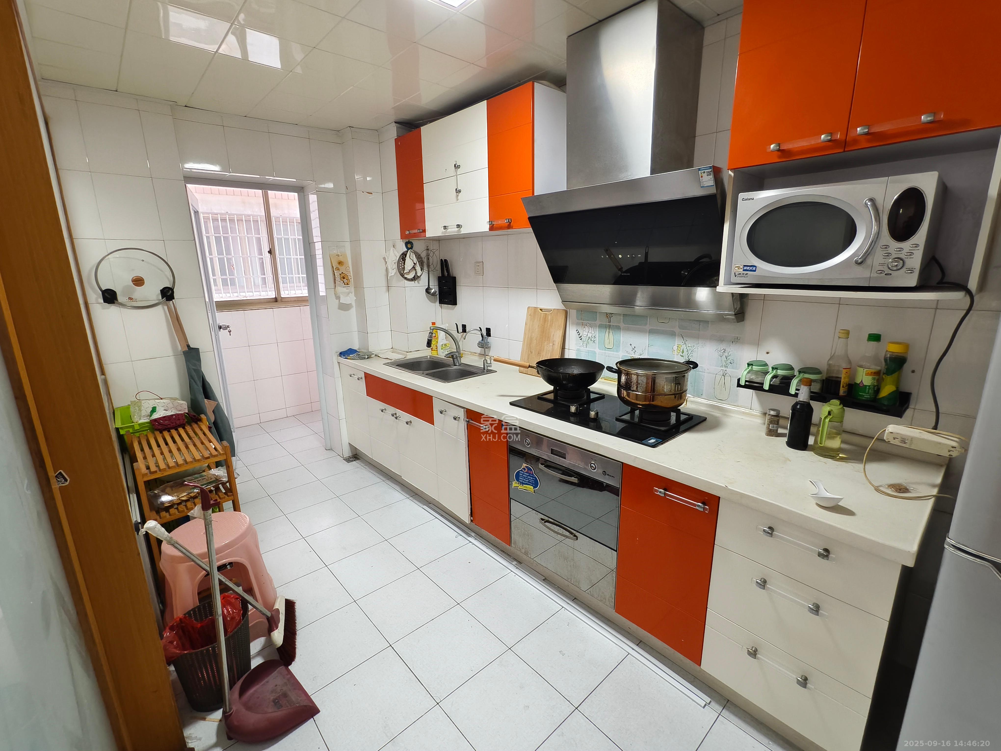 裕南大厦 3室2厅2卫 2900.0元/月 裕南大厦 3室2厅2卫 2900.0元/月室内图