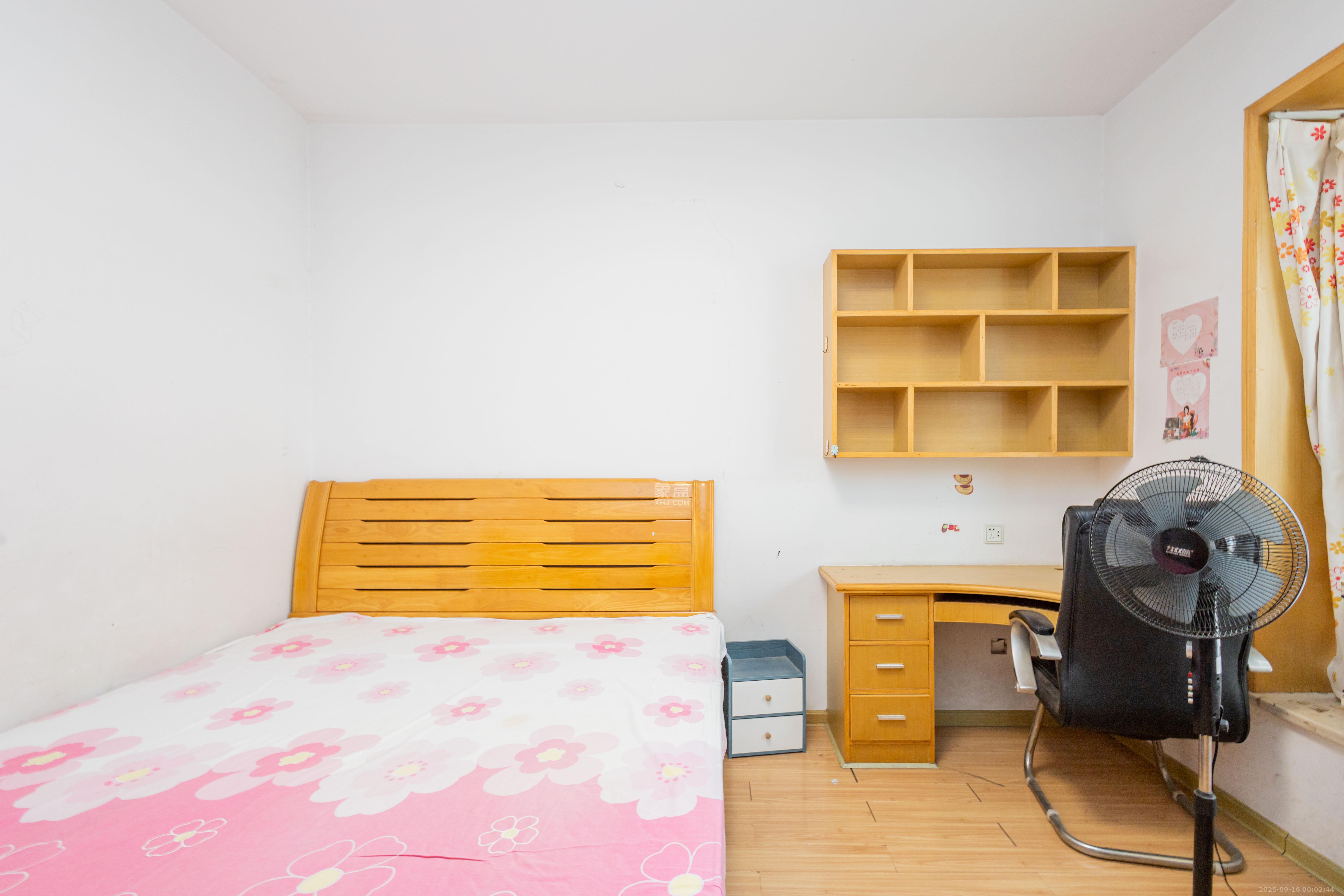 博雅湘水湾 3室2厅2卫 58.0万 博雅湘水湾 3室2厅2卫 58.0万卧室