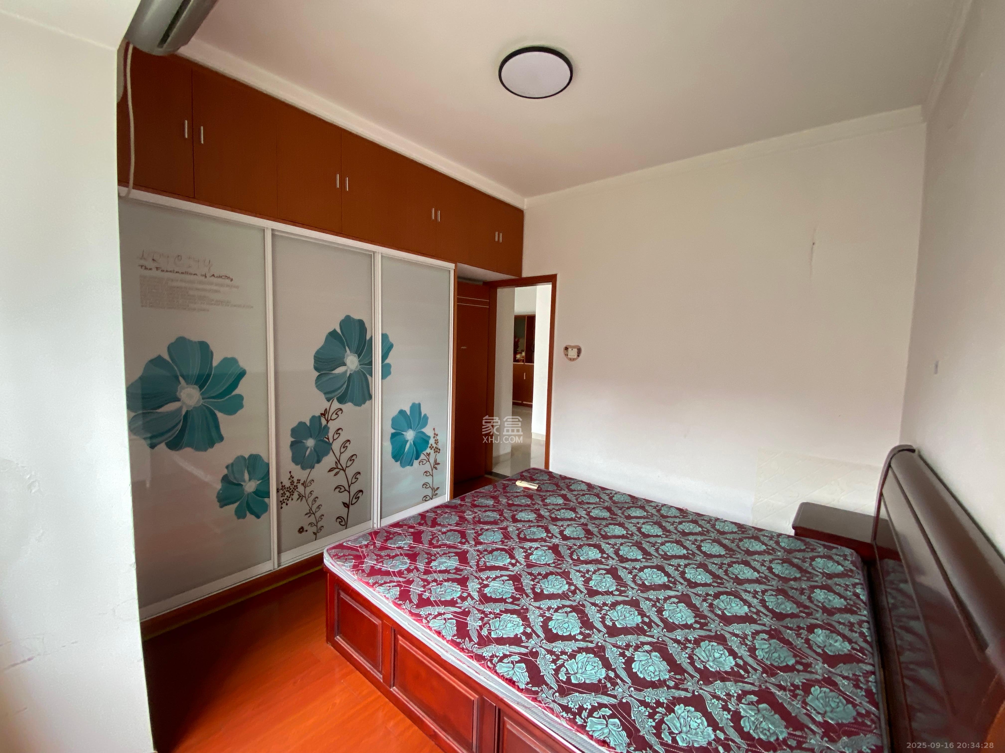 湘府十城（汇财御景湾新寓,汇财国际）  2室2厅1卫    2000.0元/月室内图