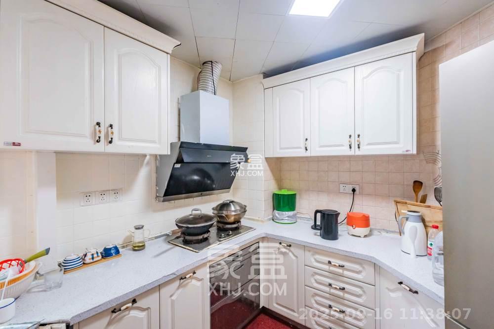 华盛新外滩 4室2厅2卫 5500.0元/月 华盛新外滩 4室2厅2卫 5500.0元/月室内图