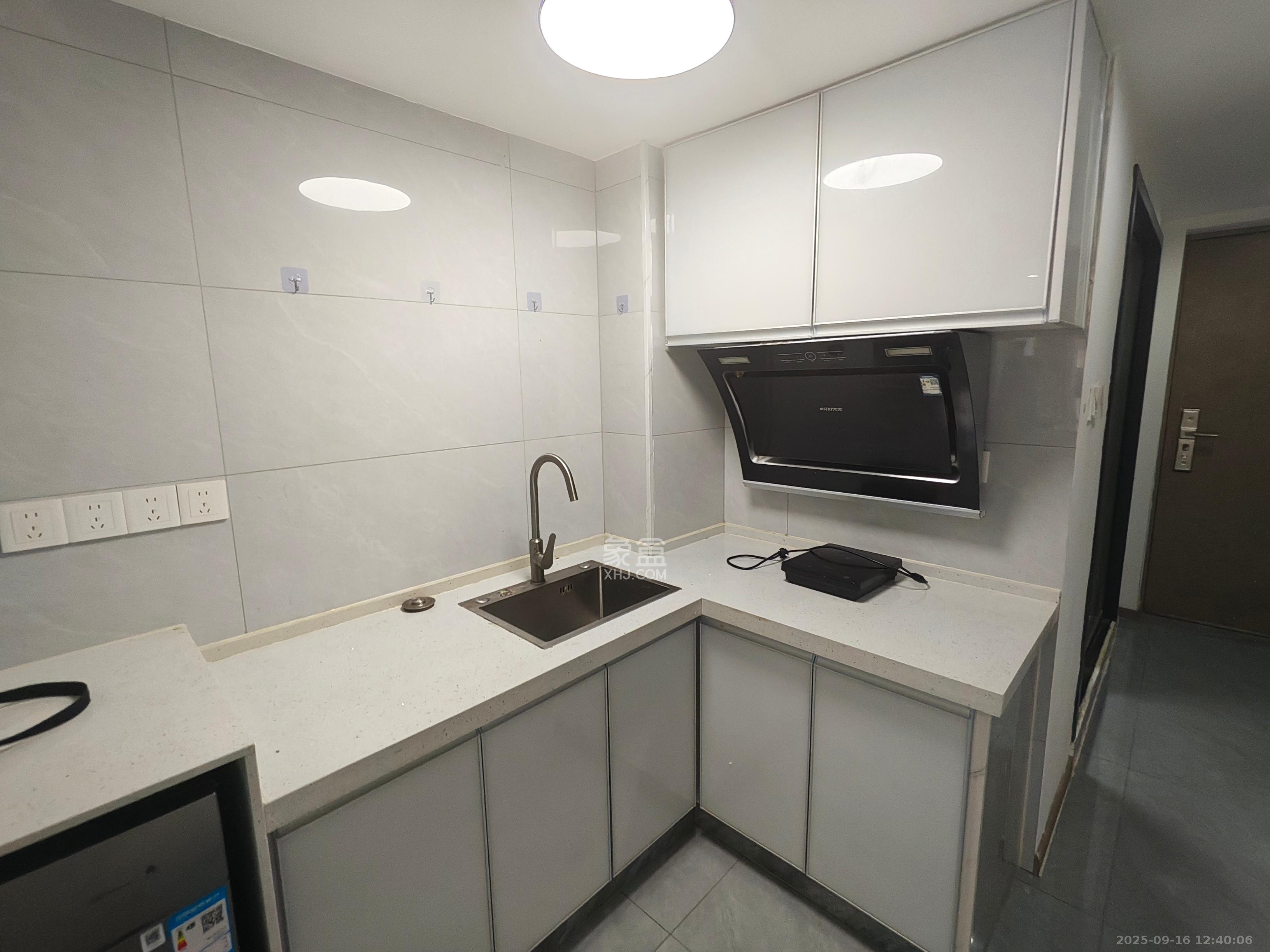 金茂建发泊悦 2室1厅1卫 1800.0元/月 金茂建发泊悦 2室1厅1卫 1800.0元/月室内图