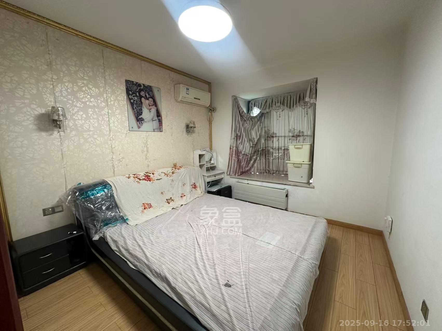 怡海星城  2室2厅1卫    1300.0元/月室内图