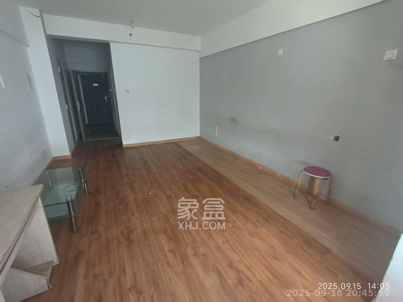 锦华时代 1室1厅1卫 1000.0元/月 锦华时代 1室1厅1卫 1000.0元/月室内图