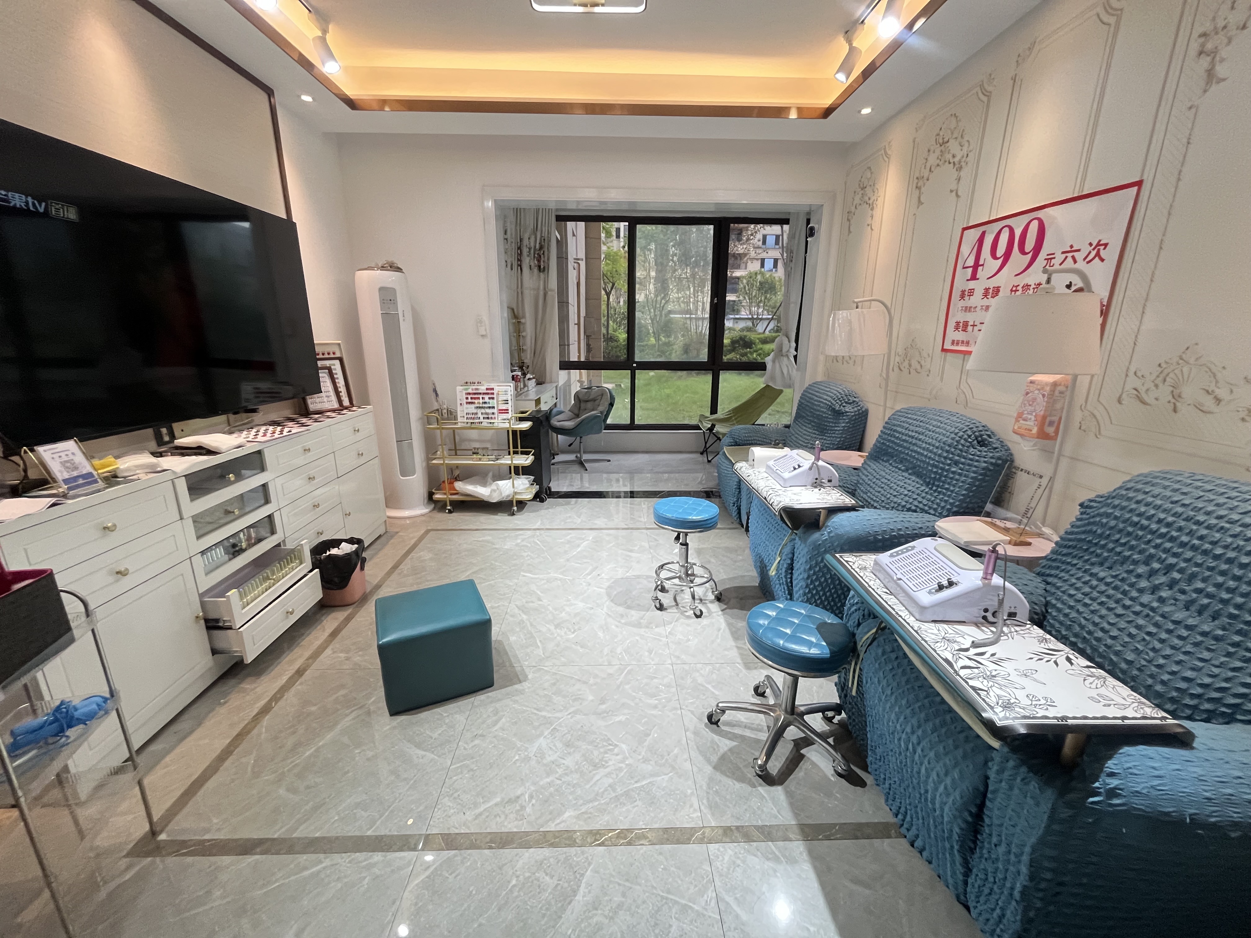 荣盛碧桂园铂悦府  3室2厅2卫    2800.0元/月 荣盛碧桂园铂悦府  3室2厅2卫    2800.0元/月